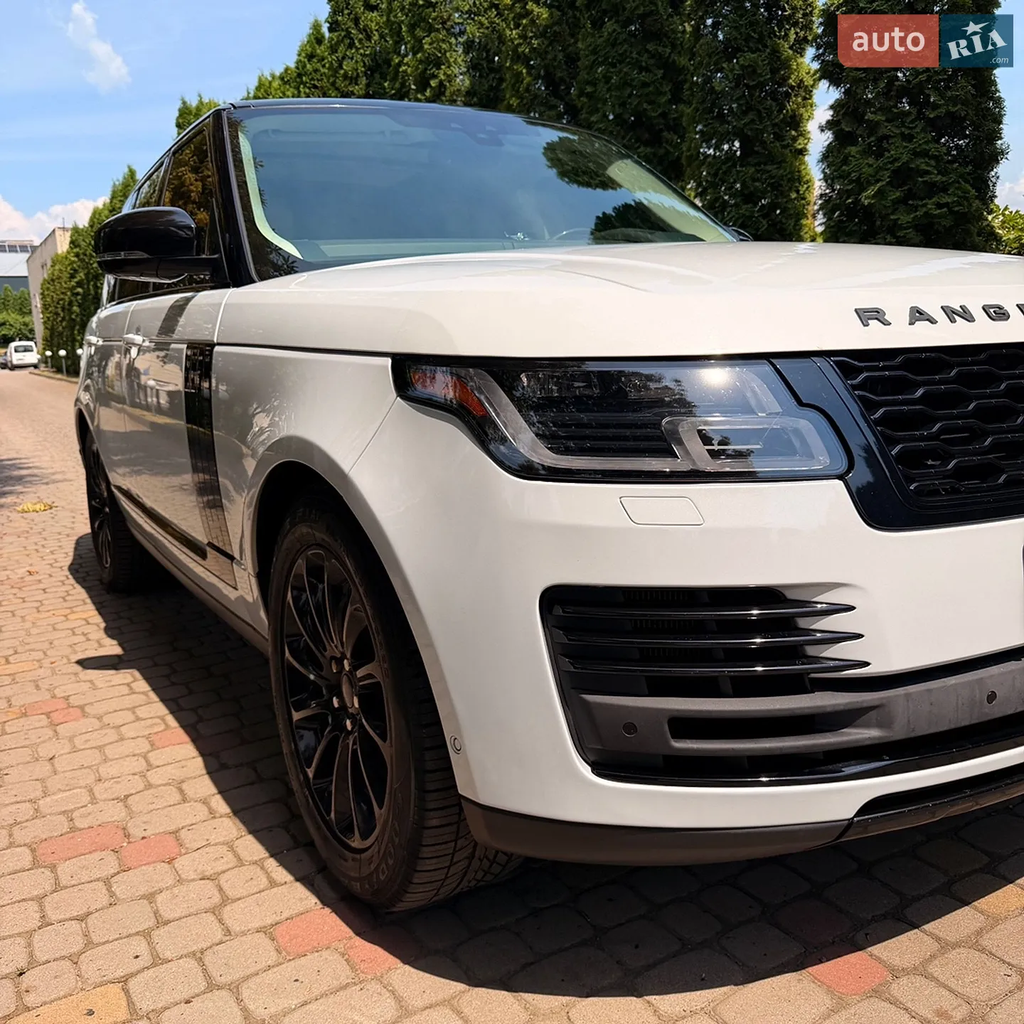 2018 Land Rover Range Rover - мініатюра 12