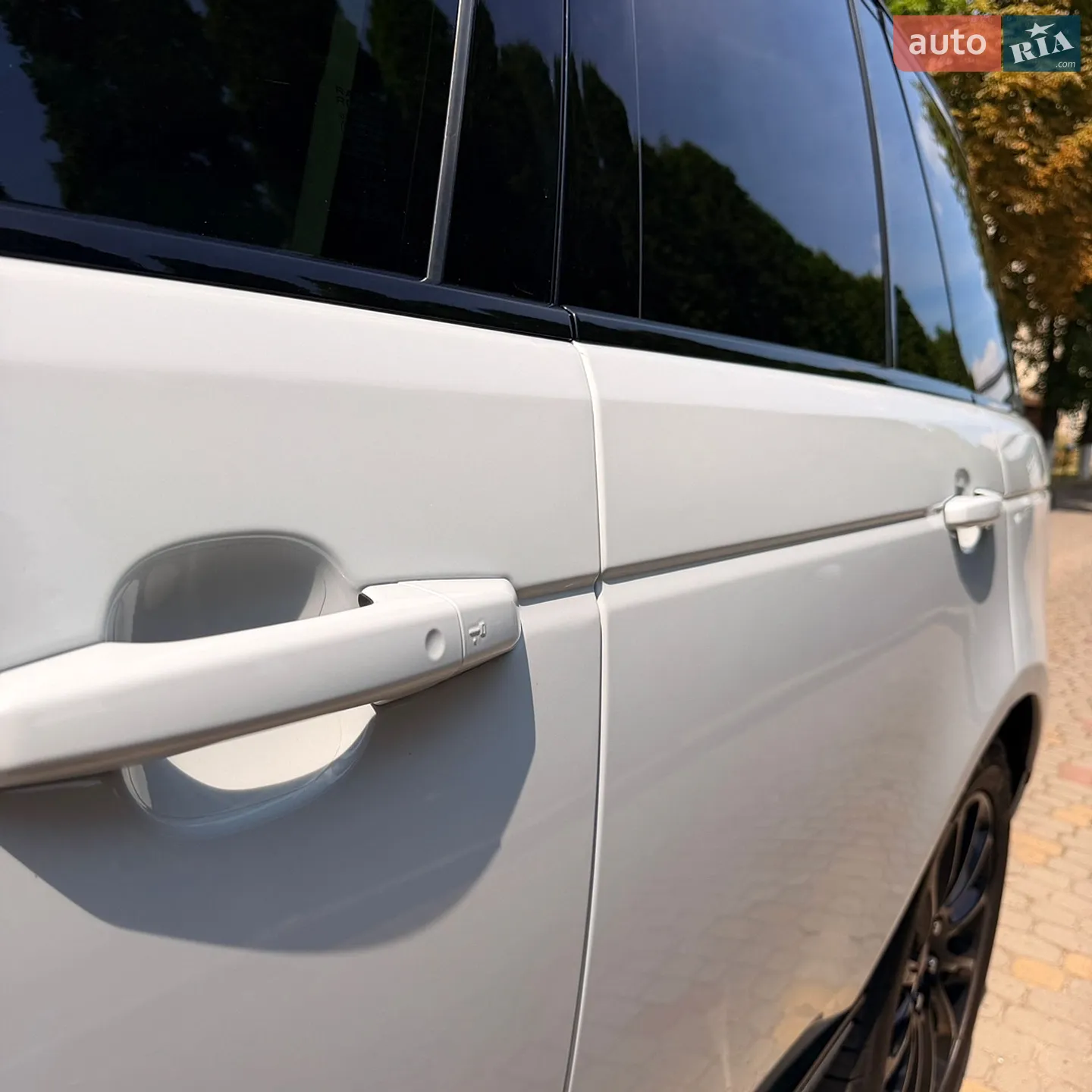 2018 Land Rover Range Rover - мініатюра 16