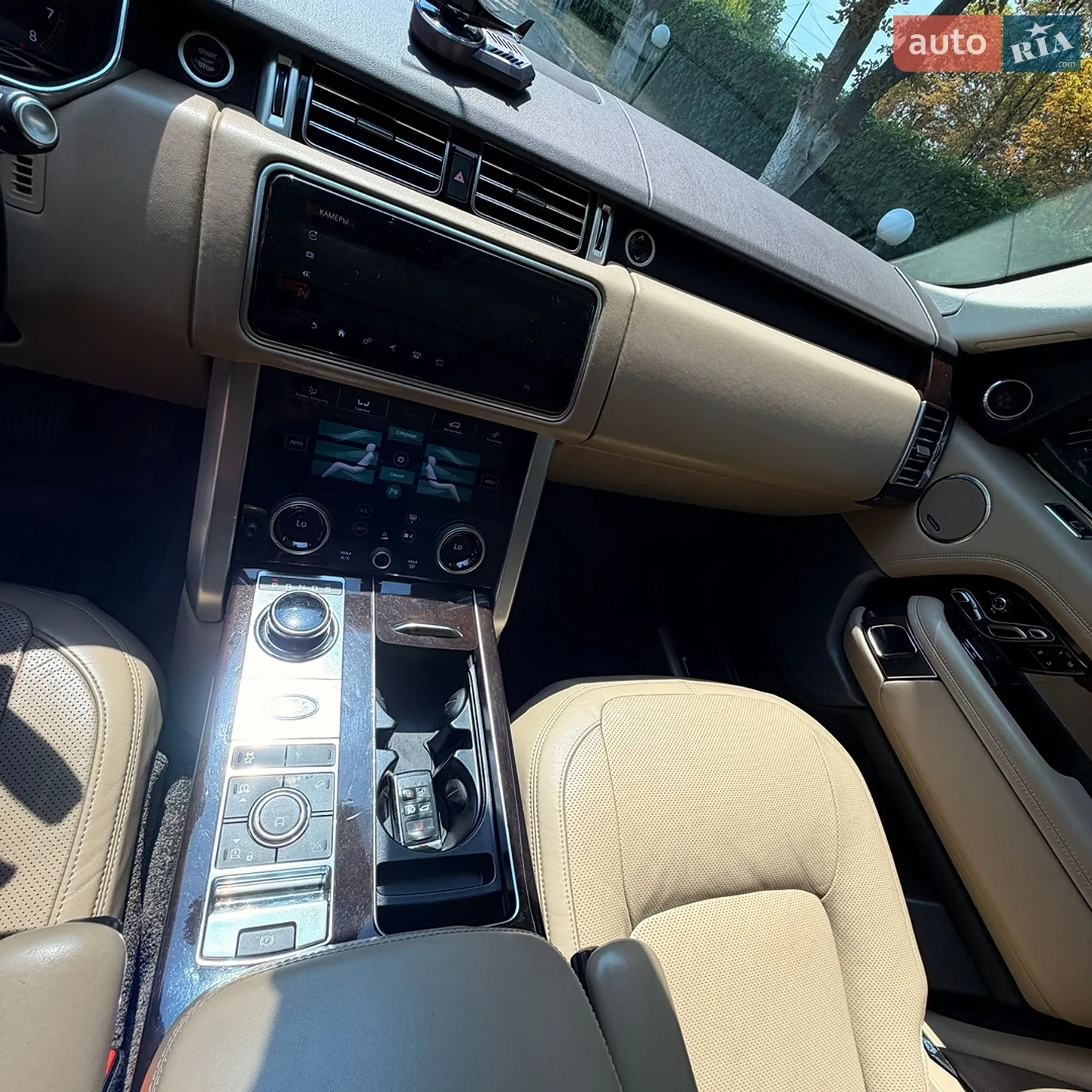 2018 Land Rover Range Rover - мініатюра 23