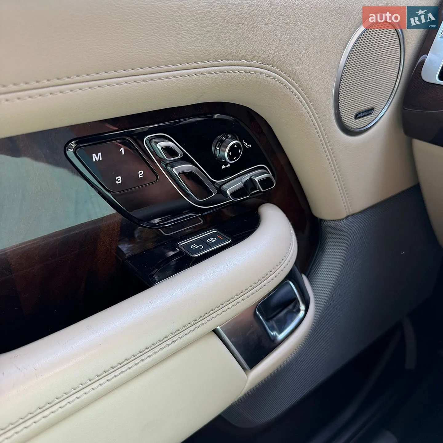 2018 Land Rover Range Rover - мініатюра 56