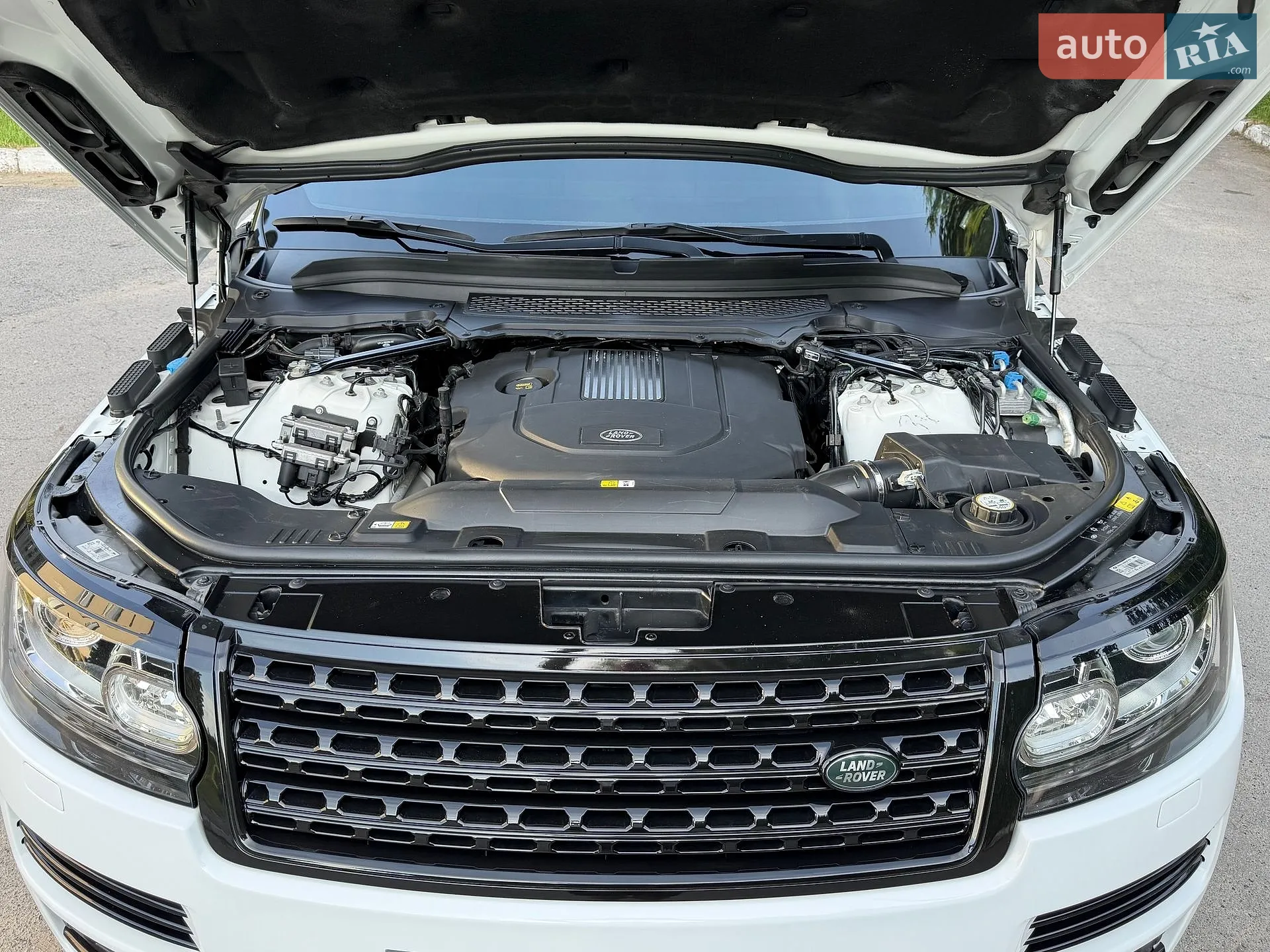 2016 Land Rover Range Rover - мініатюра 47