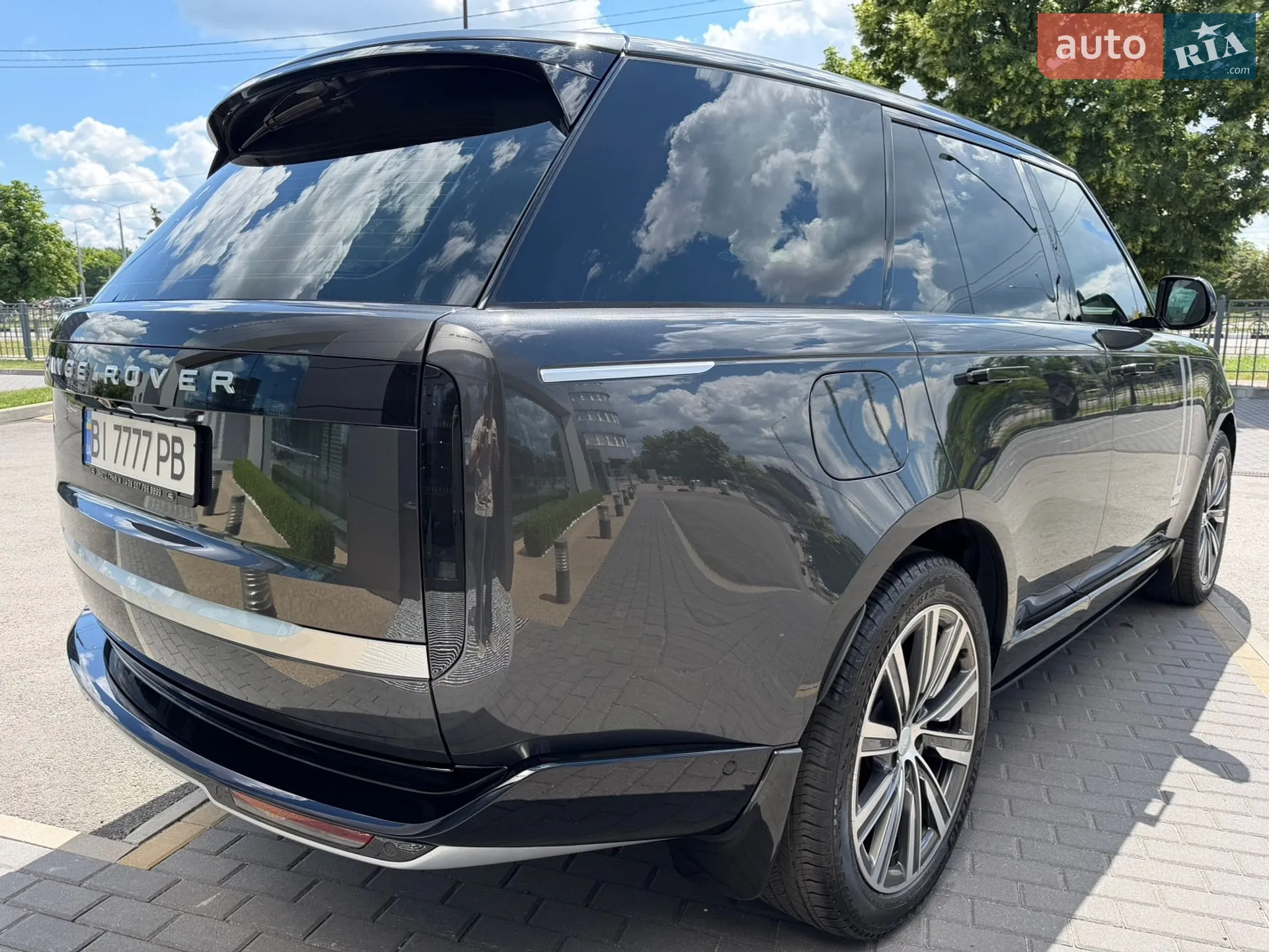 2025 Land Rover Range Rover - мініатюра 12