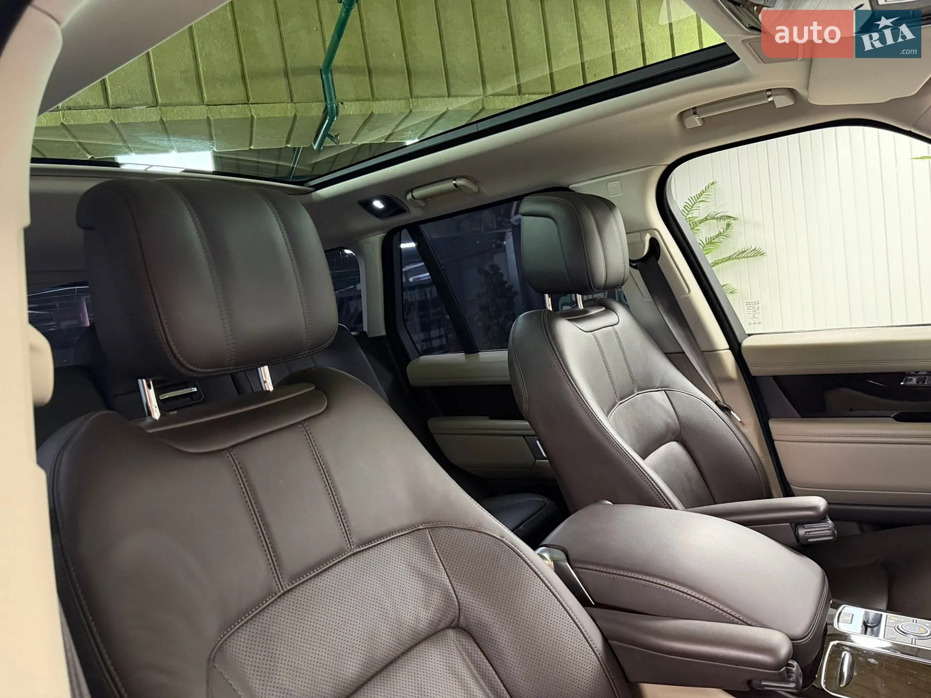 2021 Land Rover Range Rover - мініатюра 27