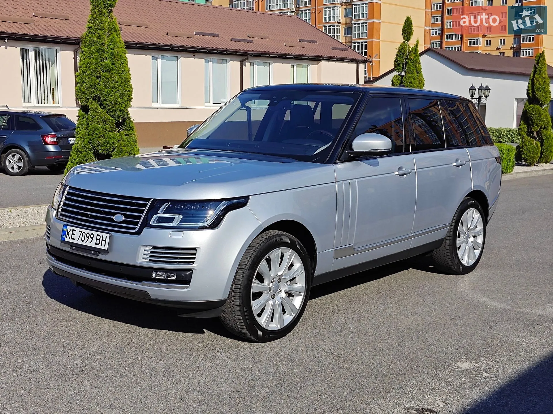 2017 Land Rover Range Rover - мініатюра 6