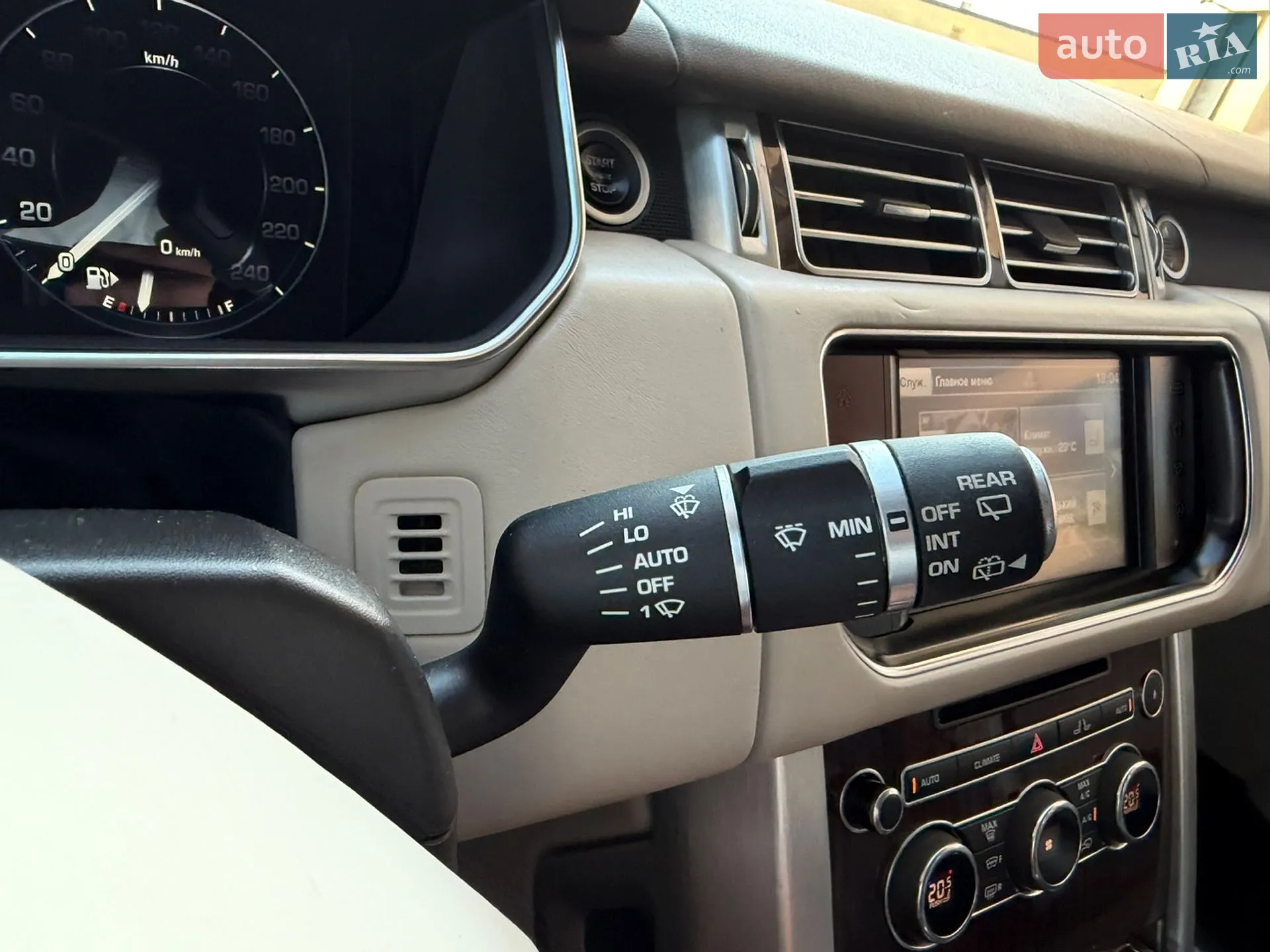 2016 Land Rover Range Rover - мініатюра 45
