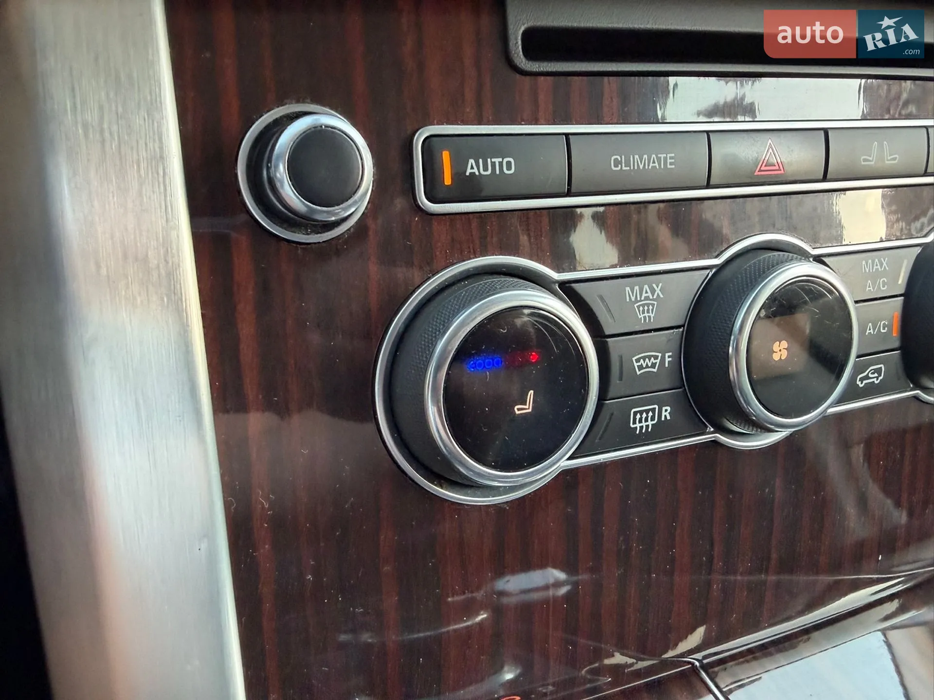 2016 Land Rover Range Rover - мініатюра 49