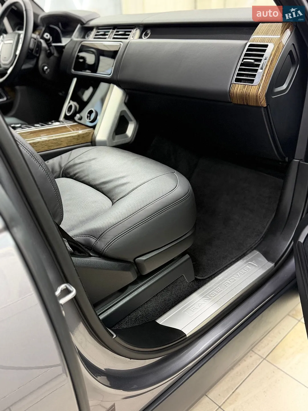 2019 Land Rover Range Rover - мініатюра 19