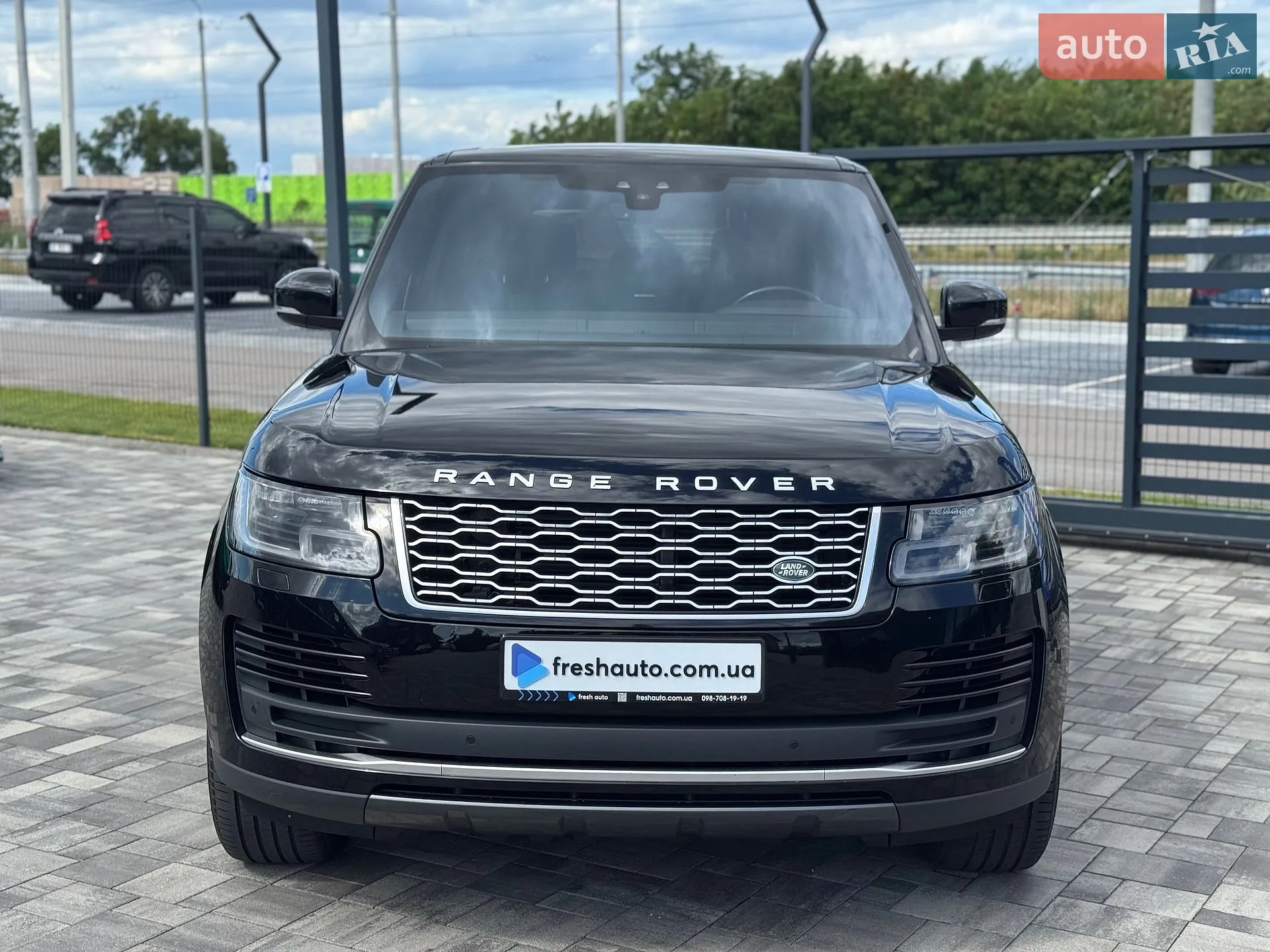 2018 Land Rover Range Rover - мініатюра 2