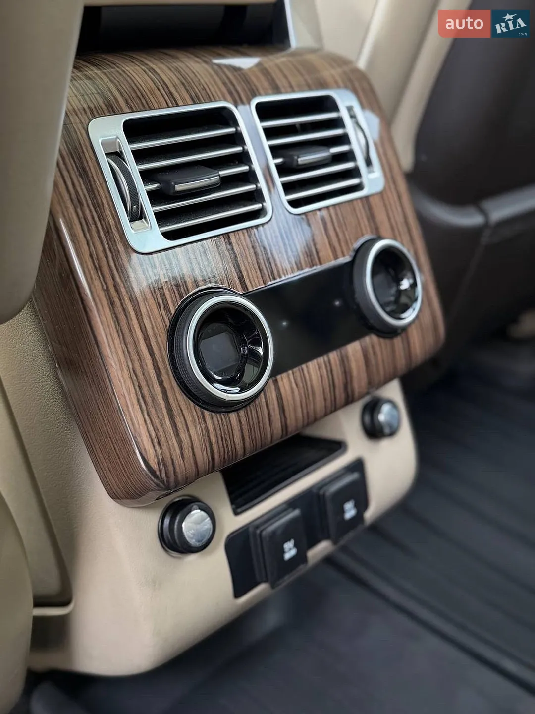 2018 Land Rover Range Rover - мініатюра 9