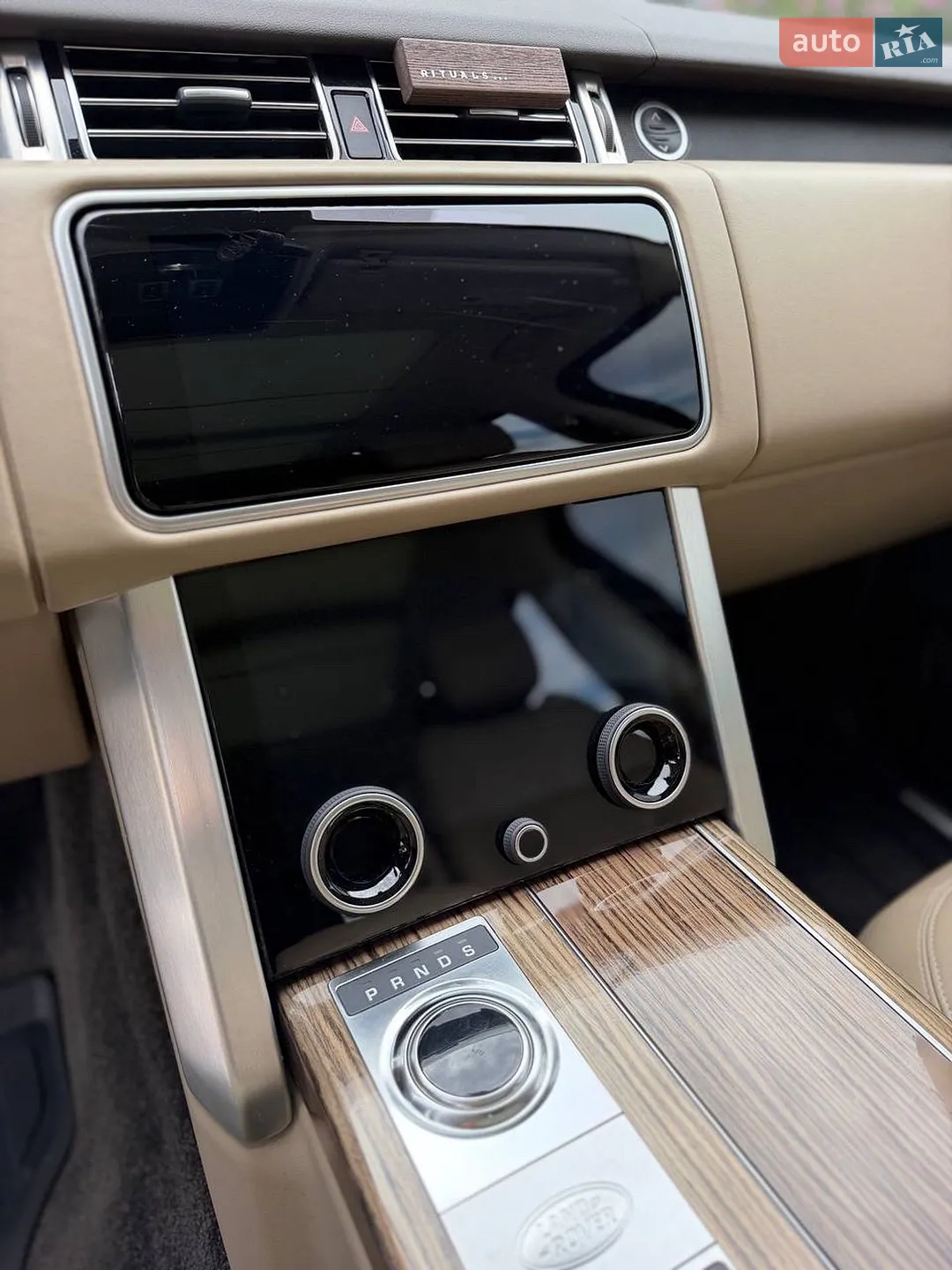2018 Land Rover Range Rover - мініатюра 15