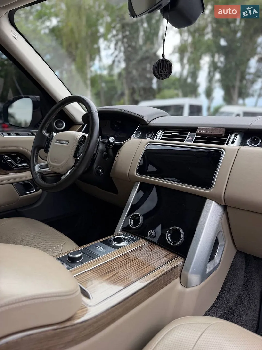 2018 Land Rover Range Rover - мініатюра 17