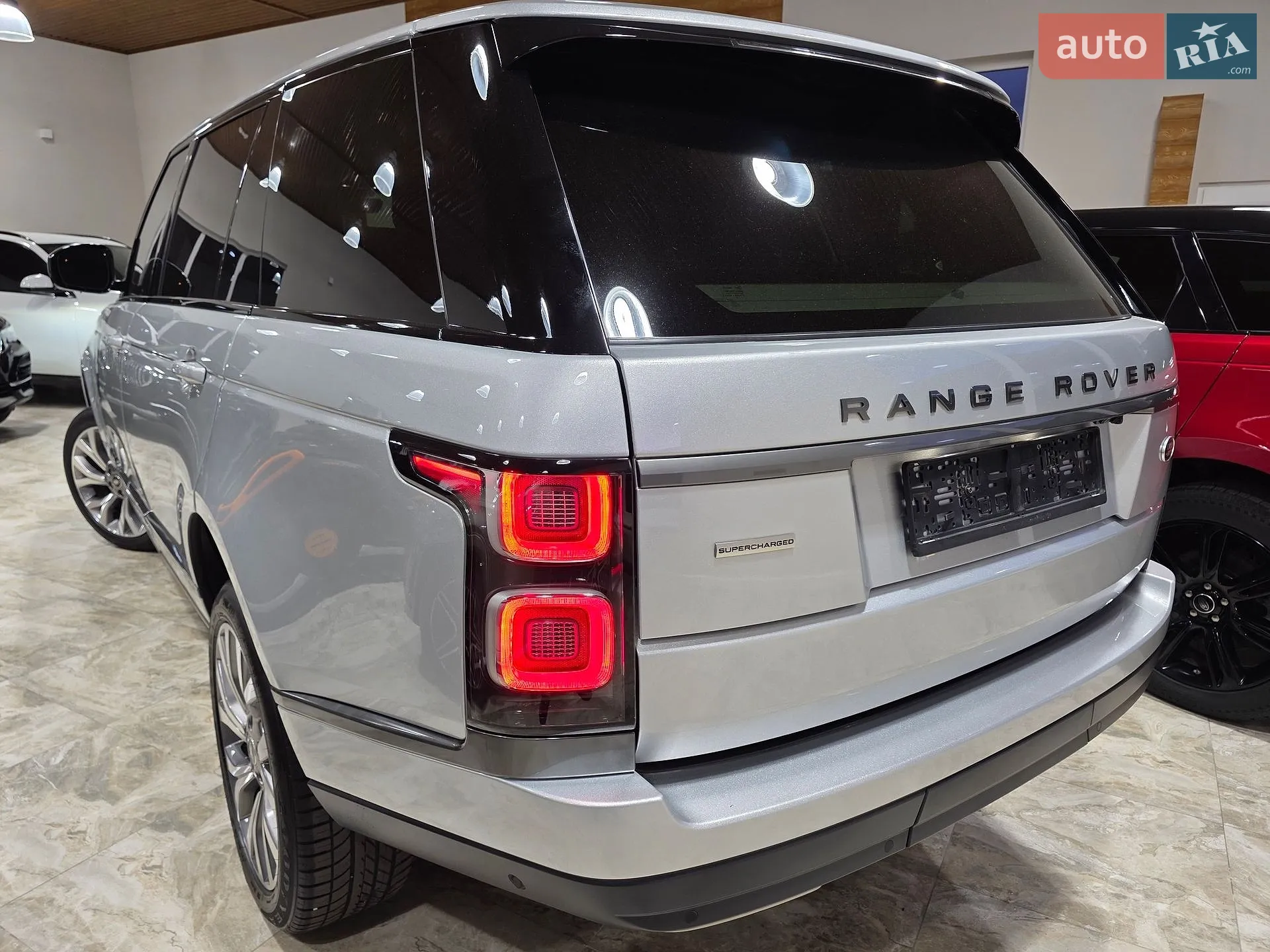 2019 Land Rover Range Rover - мініатюра 19
