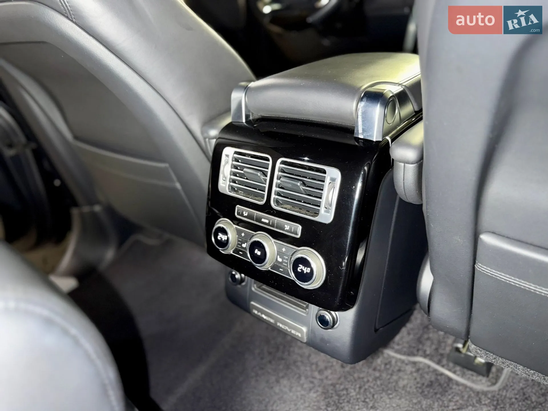 2013 Land Rover Range Rover - мініатюра 35