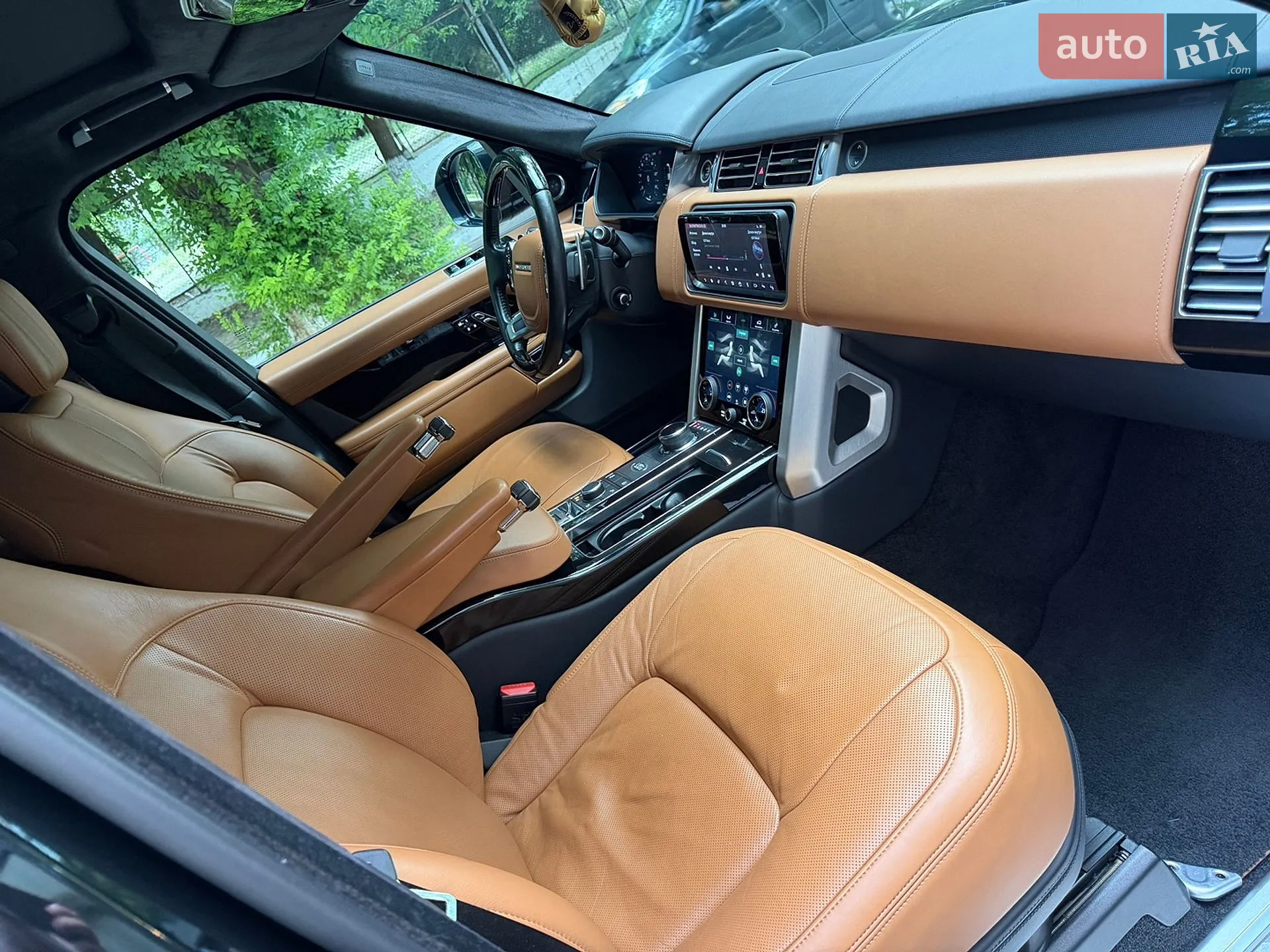 2018 Land Rover Range Rover - мініатюра 17
