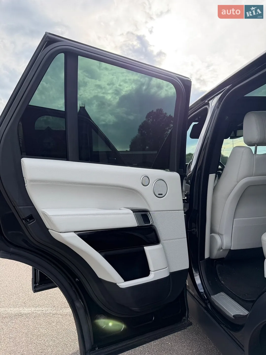 2015 Land Rover Range Rover - мініатюра 16
