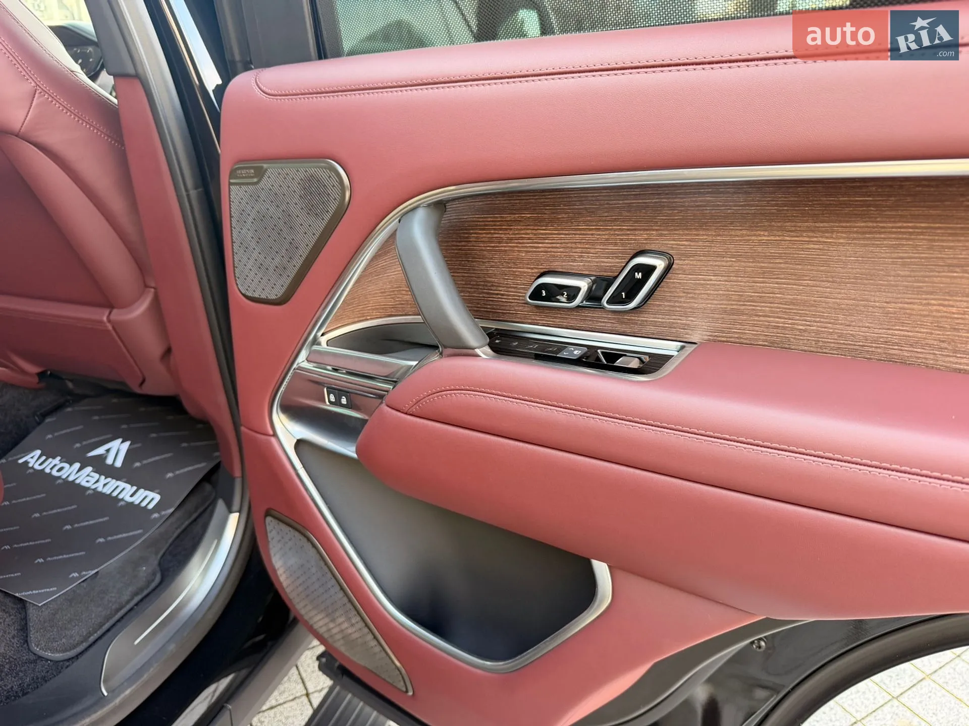 2025 Land Rover Range Rover - мініатюра 34