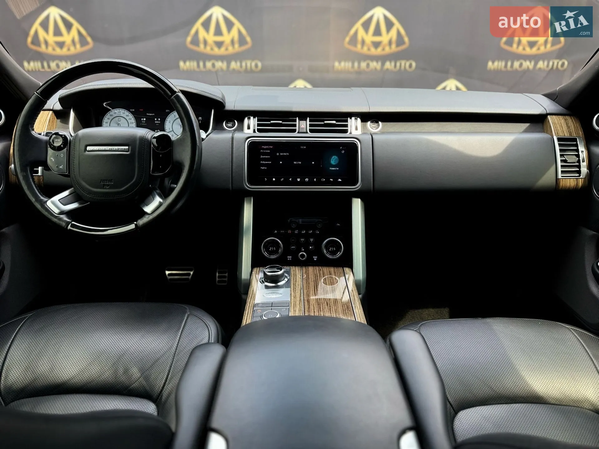 2019 Land Rover Range Rover - мініатюра 24