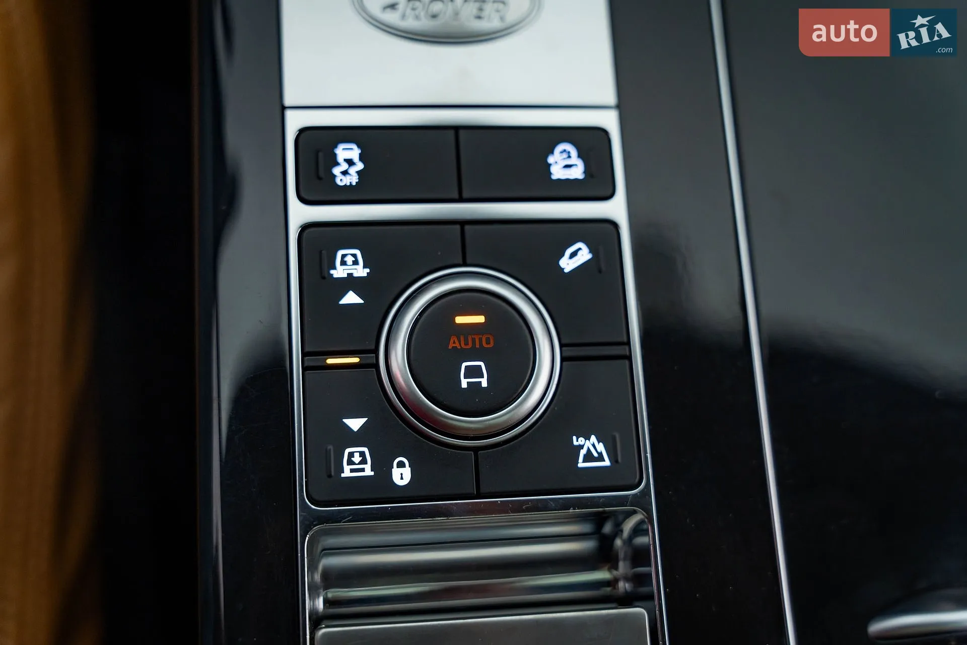 2019 Land Rover Range Rover - мініатюра 24