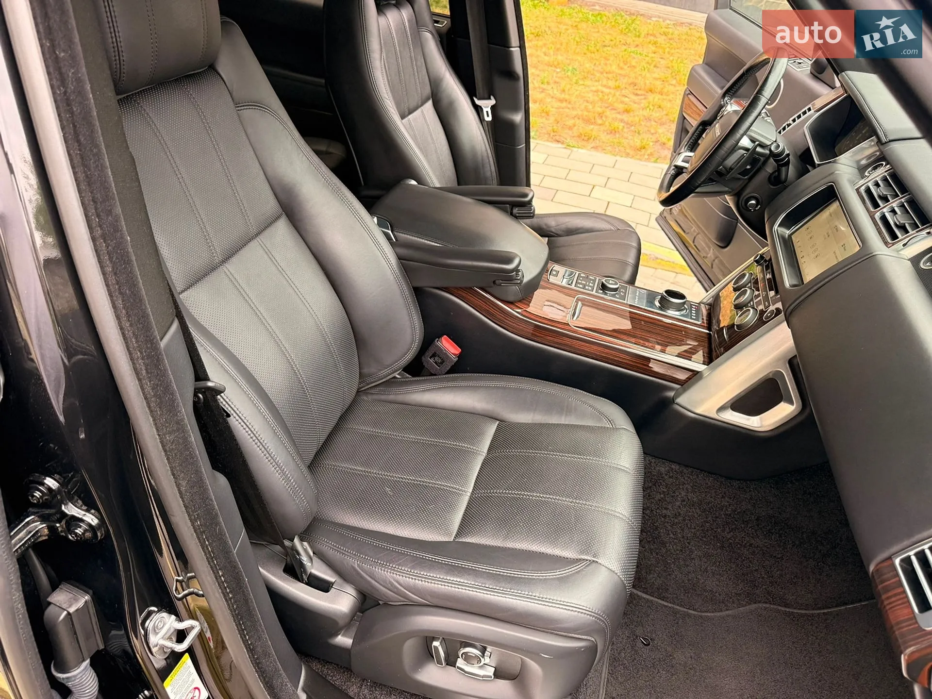 2018 Volkswagen Touareg - мініатюра 23