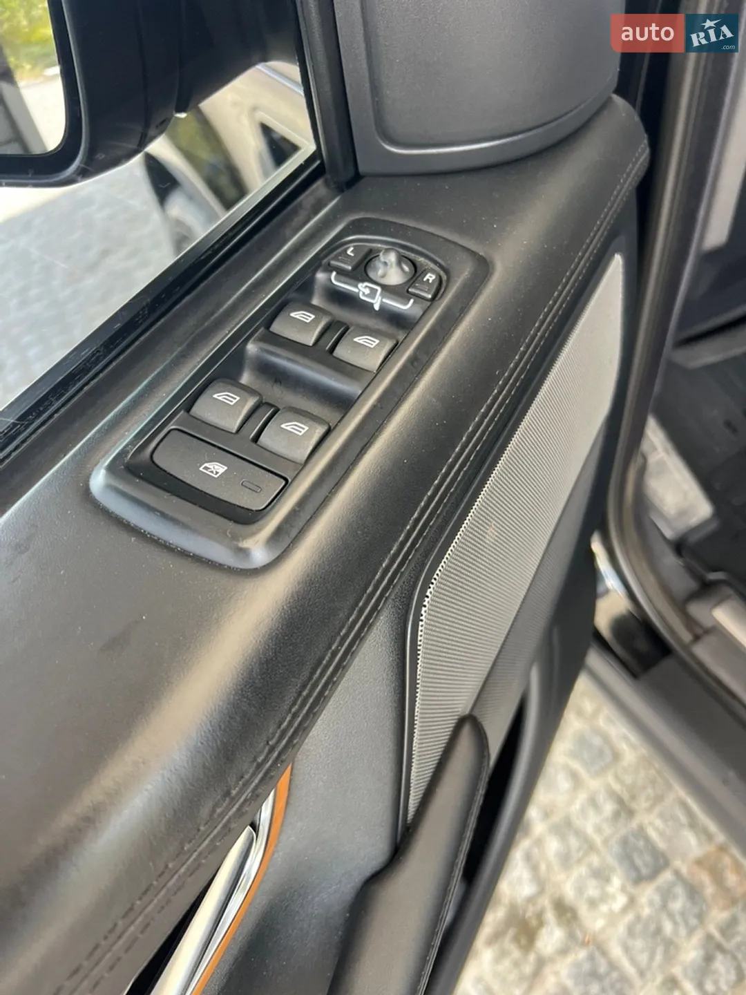 2012 Land Rover Range Rover - мініатюра 19