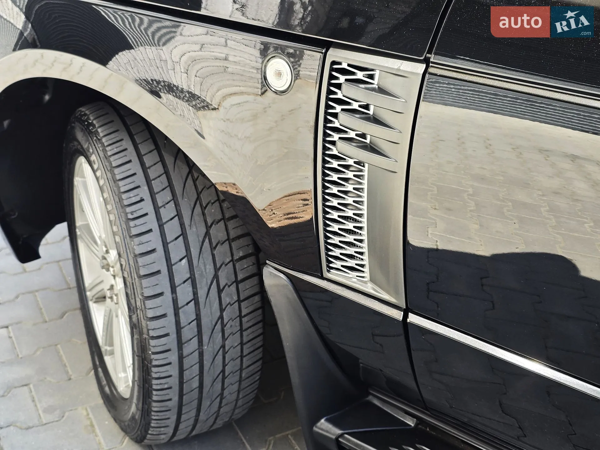 2010 Land Rover Range Rover - мініатюра 17