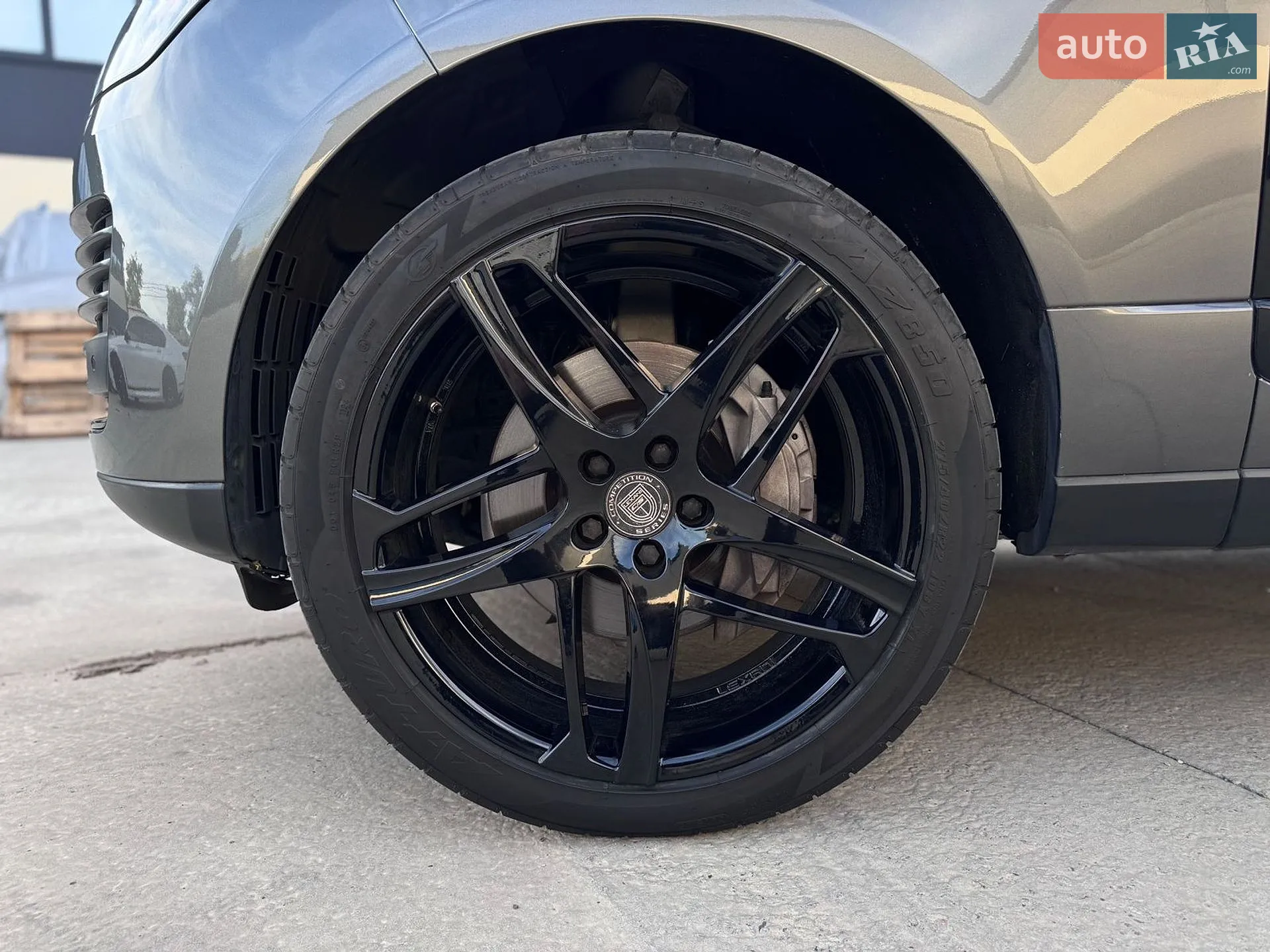 2018 Land Rover Range Rover - мініатюра 15