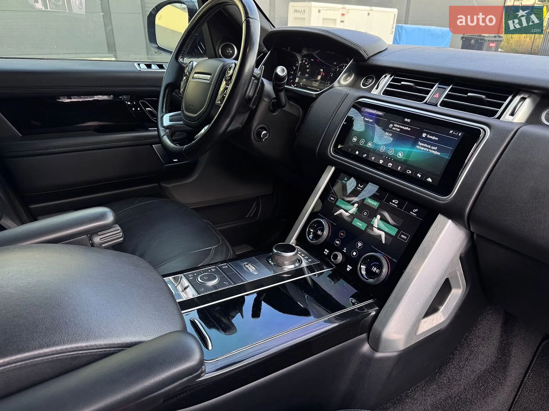 2018 Land Rover Range Rover - мініатюра 29