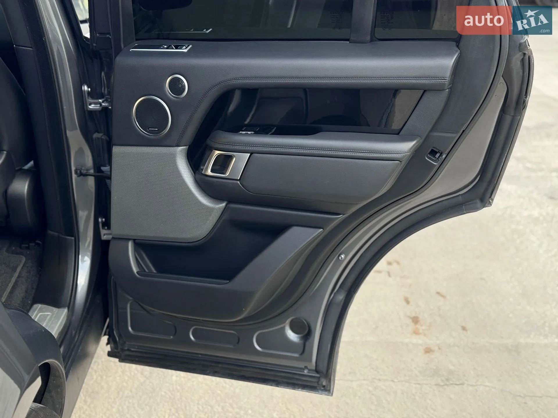 2018 Land Rover Range Rover - мініатюра 33