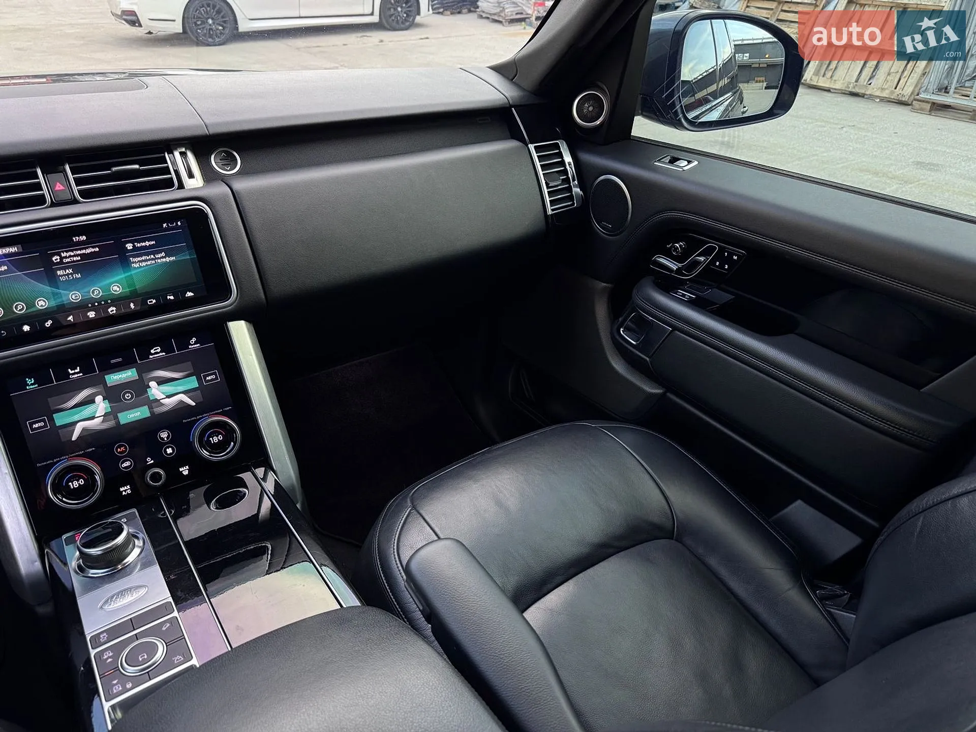 2018 Land Rover Range Rover - мініатюра 40