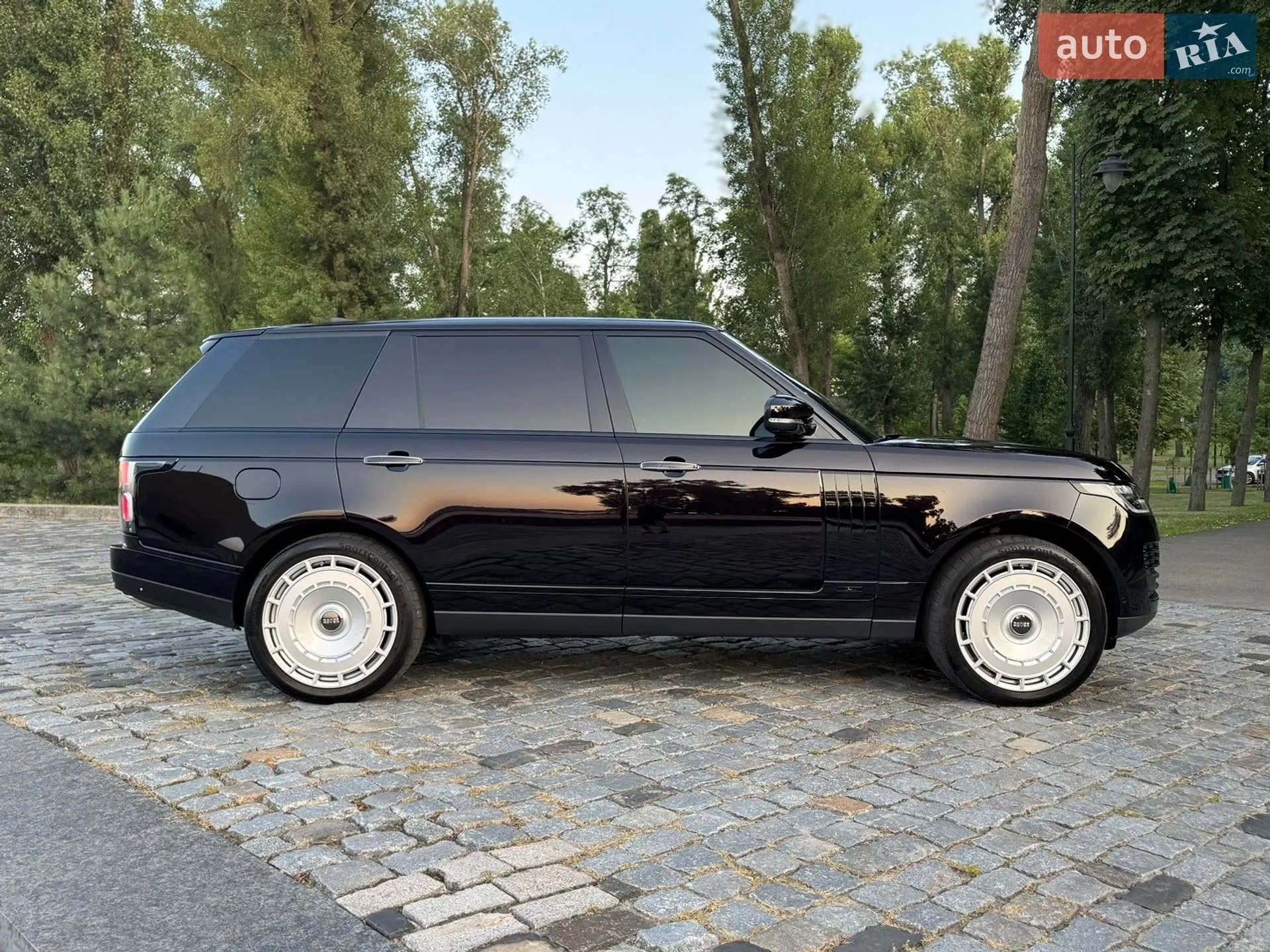 2018 Land Rover Range Rover - мініатюра 18