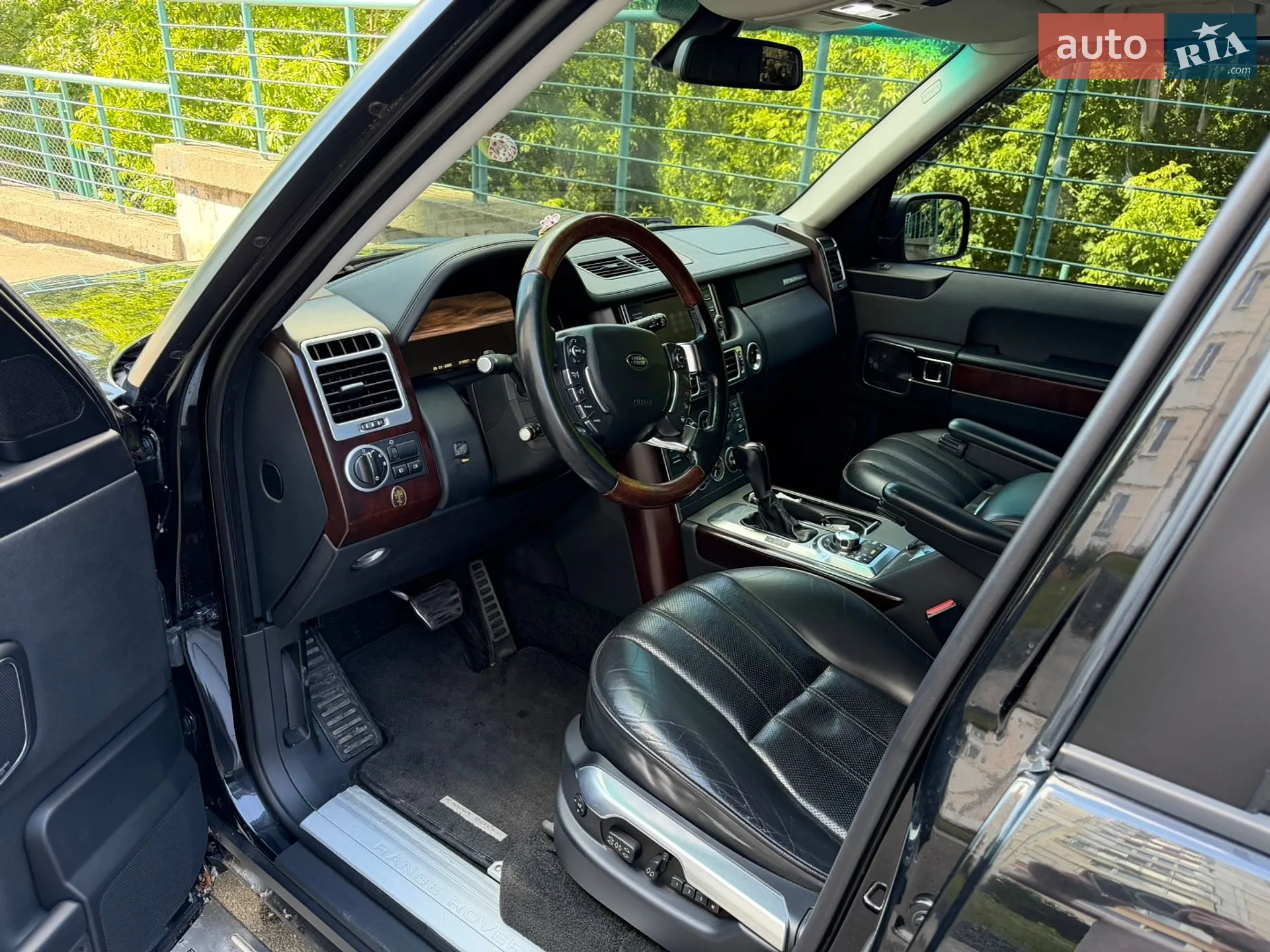 2010 Land Rover Range Rover - мініатюра 8