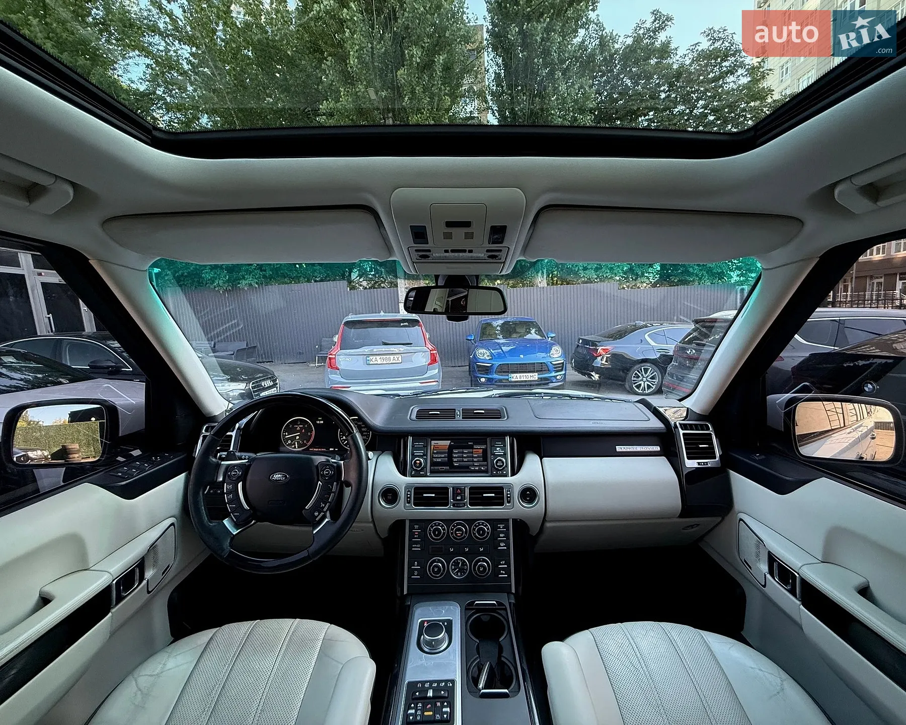 2011 Land Rover Range Rover - мініатюра 21