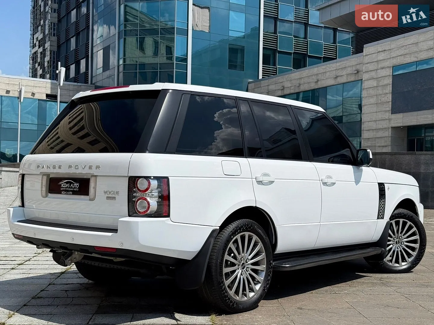 2012 Land Rover Range Rover - мініатюра 11