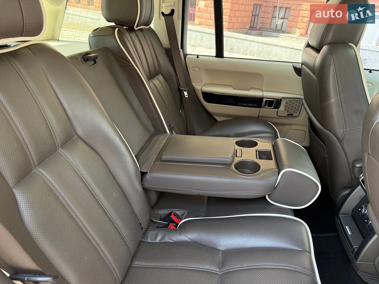 2012 Land Rover Range Rover - мініатюра 23