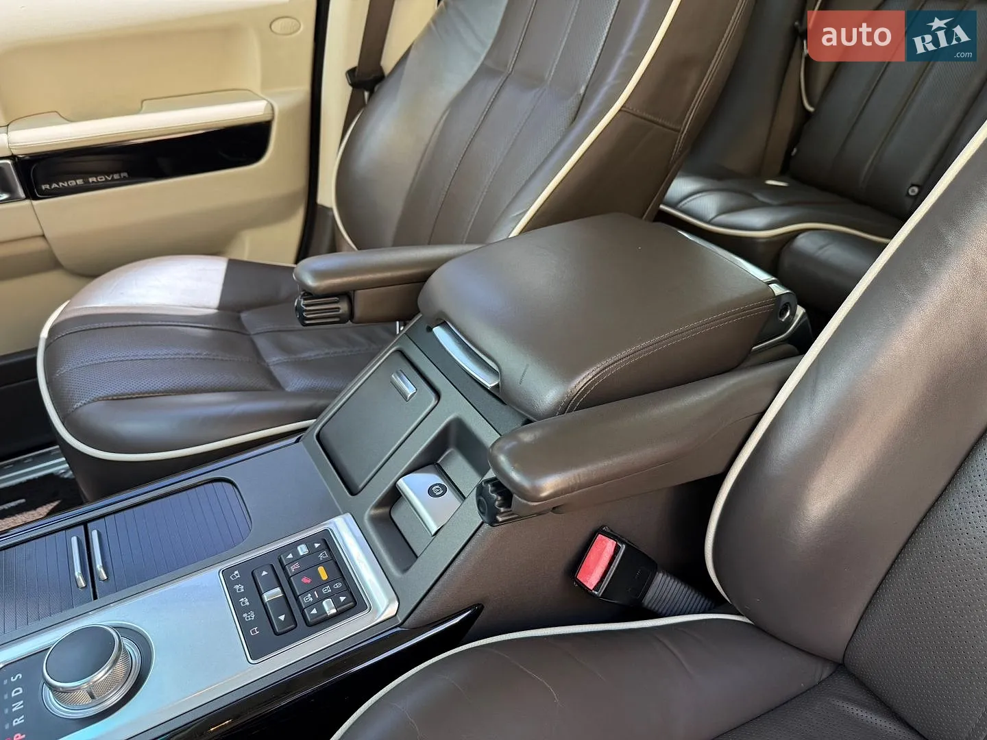 2012 Land Rover Range Rover - мініатюра 39