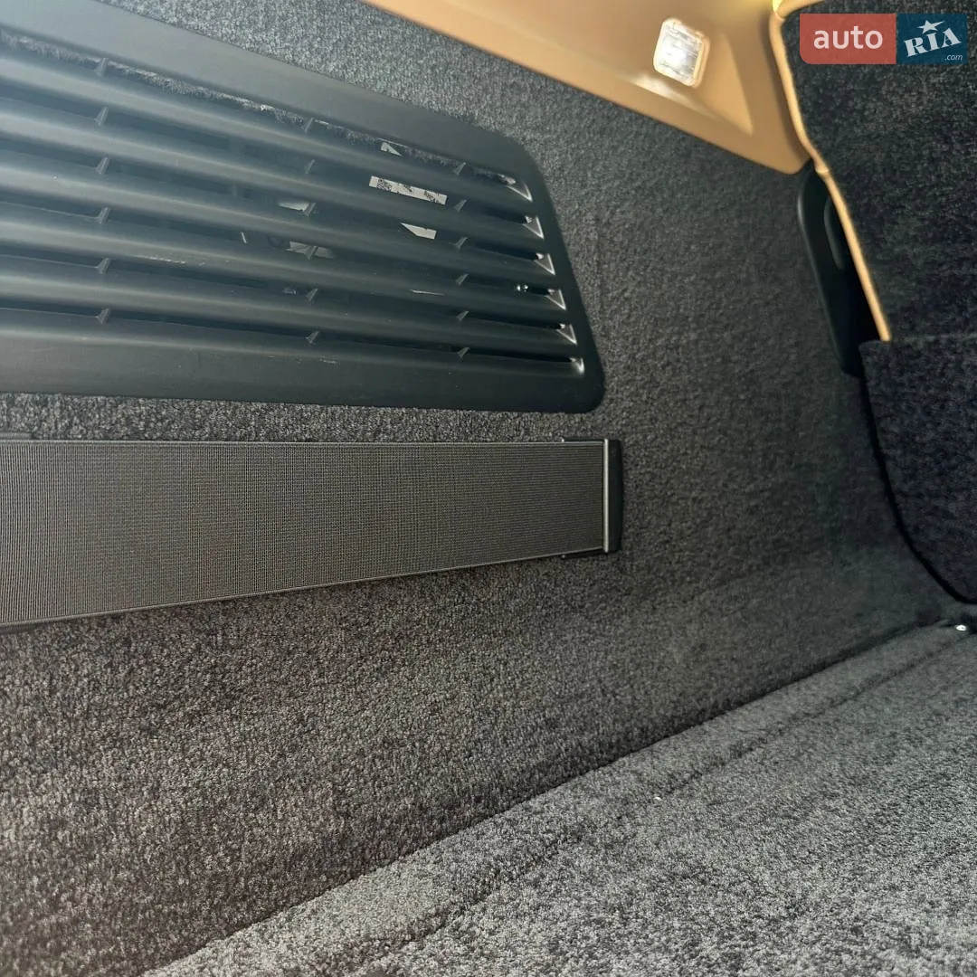 2023 Land Rover Range Rover - мініатюра 19