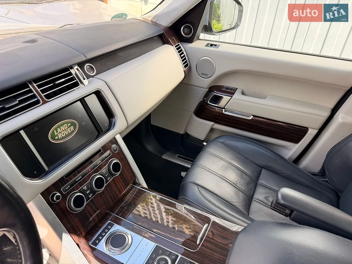 2014 Land Rover Range Rover - мініатюра 2