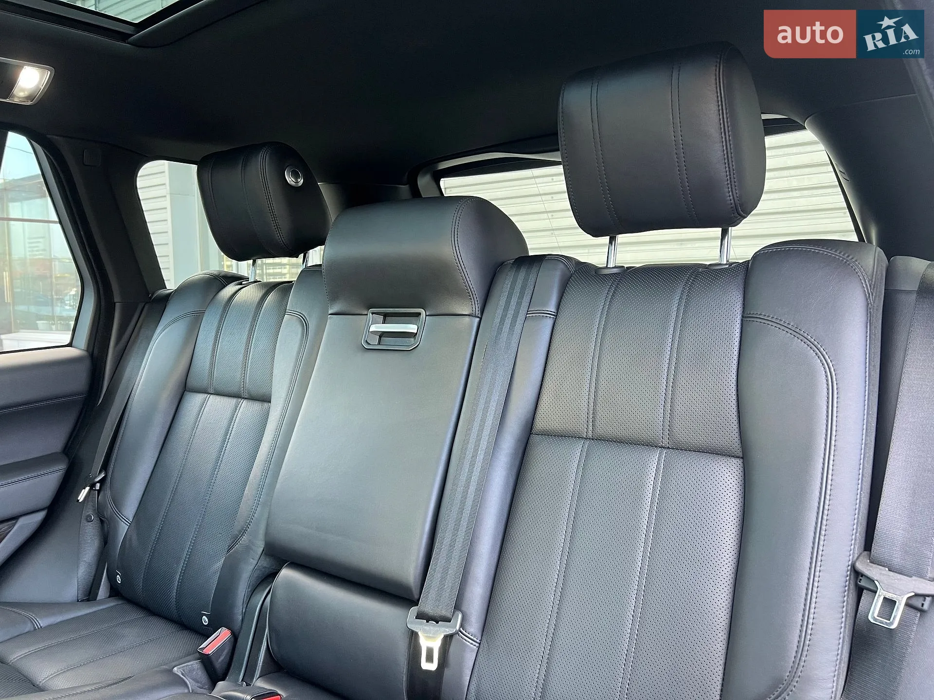 2017 Land Rover Range Rover - мініатюра 23