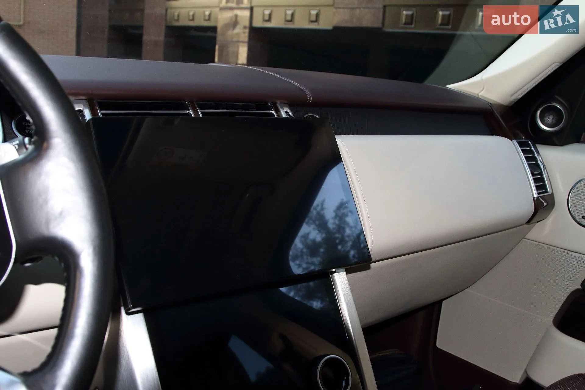 2014 Land Rover Range Rover - мініатюра 22