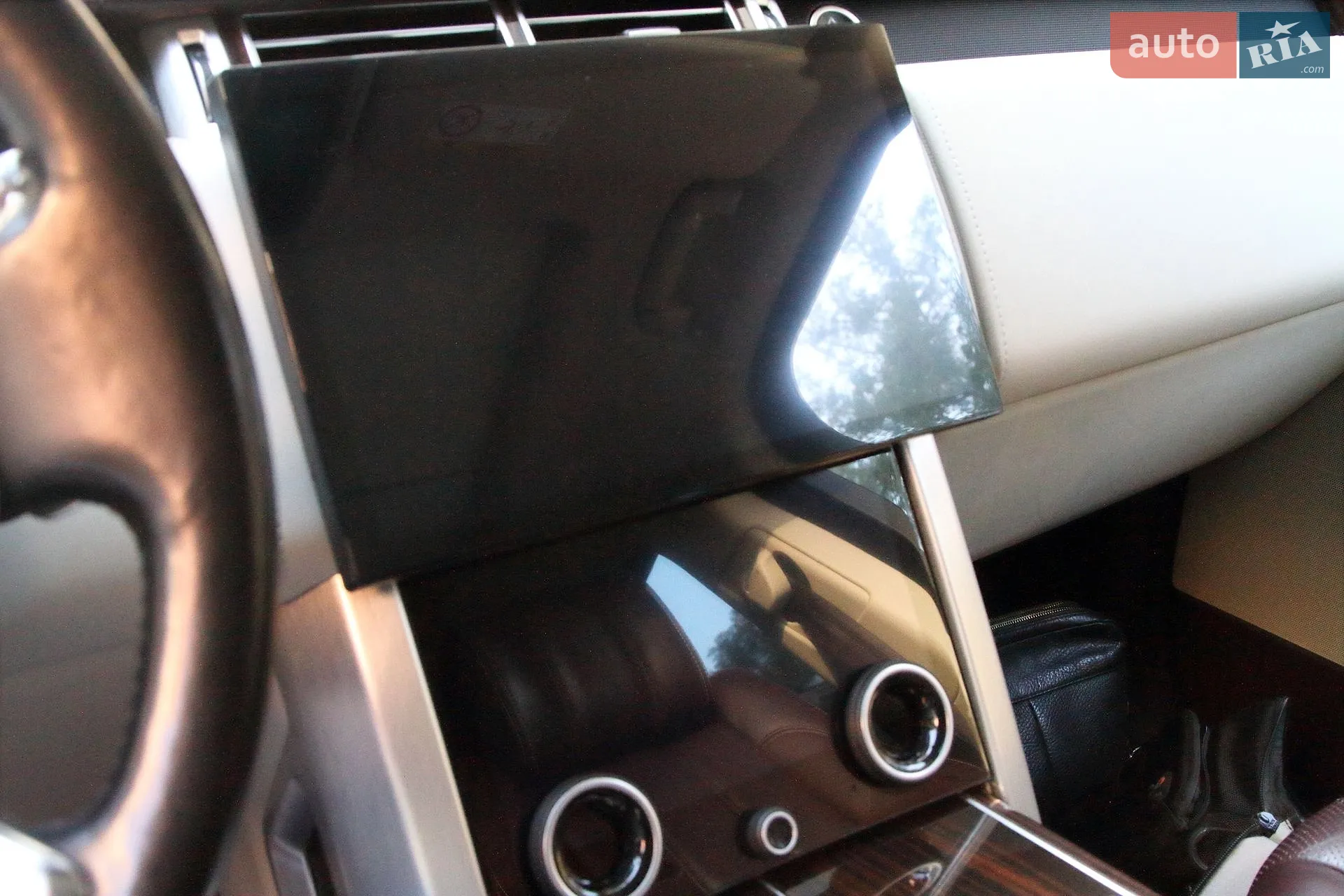 2014 Land Rover Range Rover - мініатюра 23