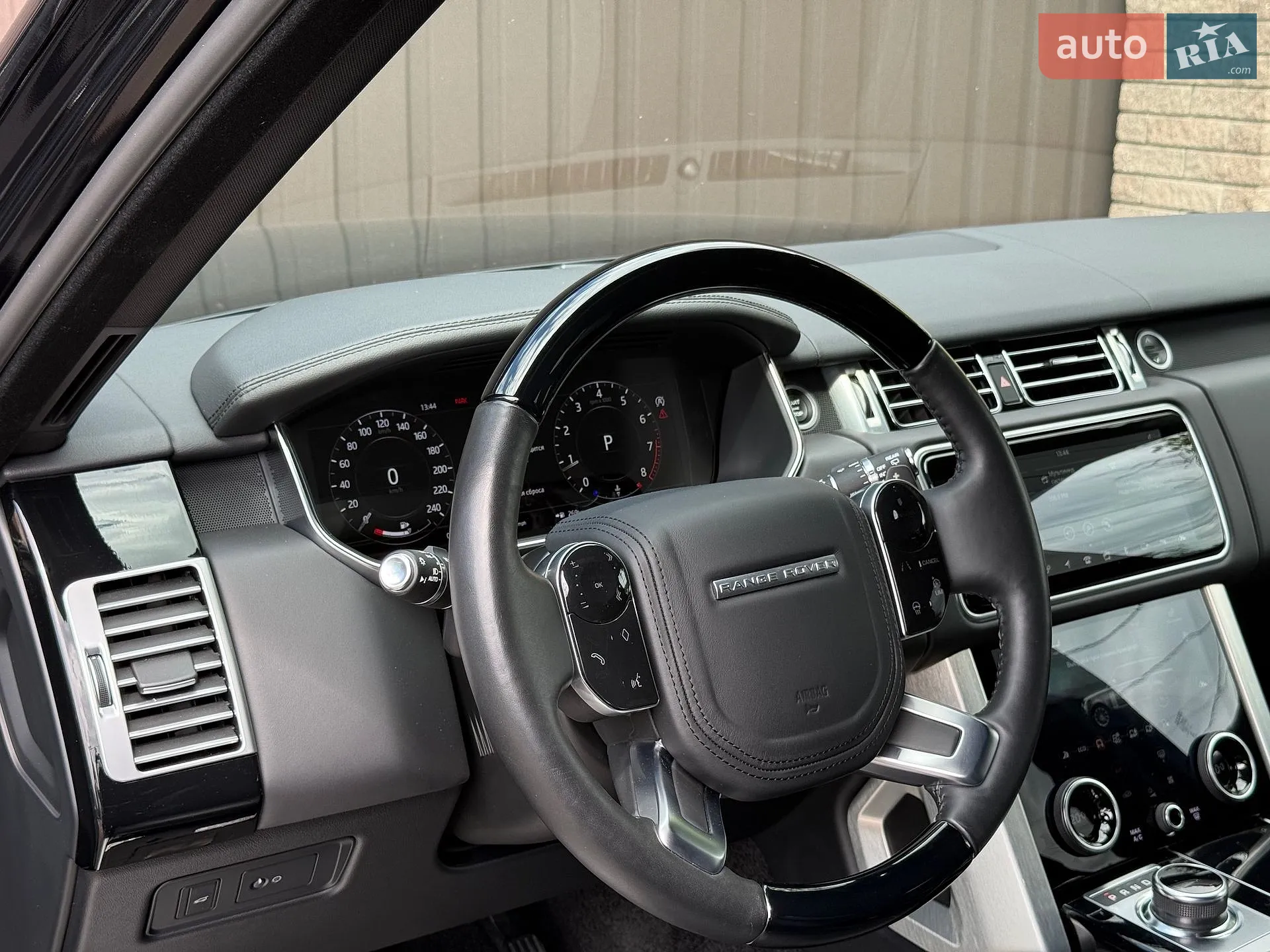2020 Land Rover Range Rover - мініатюра 18
