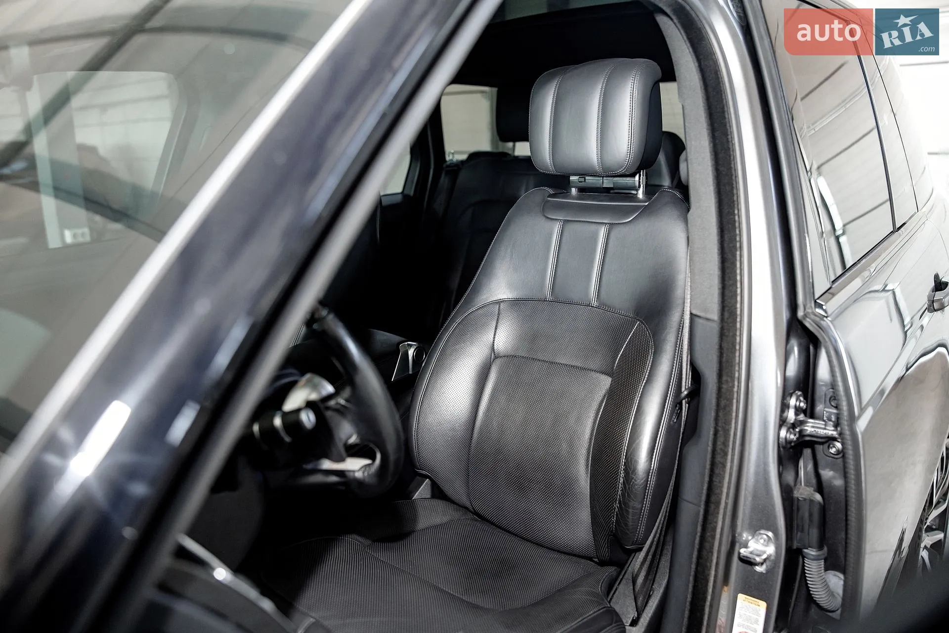 2018 Land Rover Range Rover - мініатюра 11