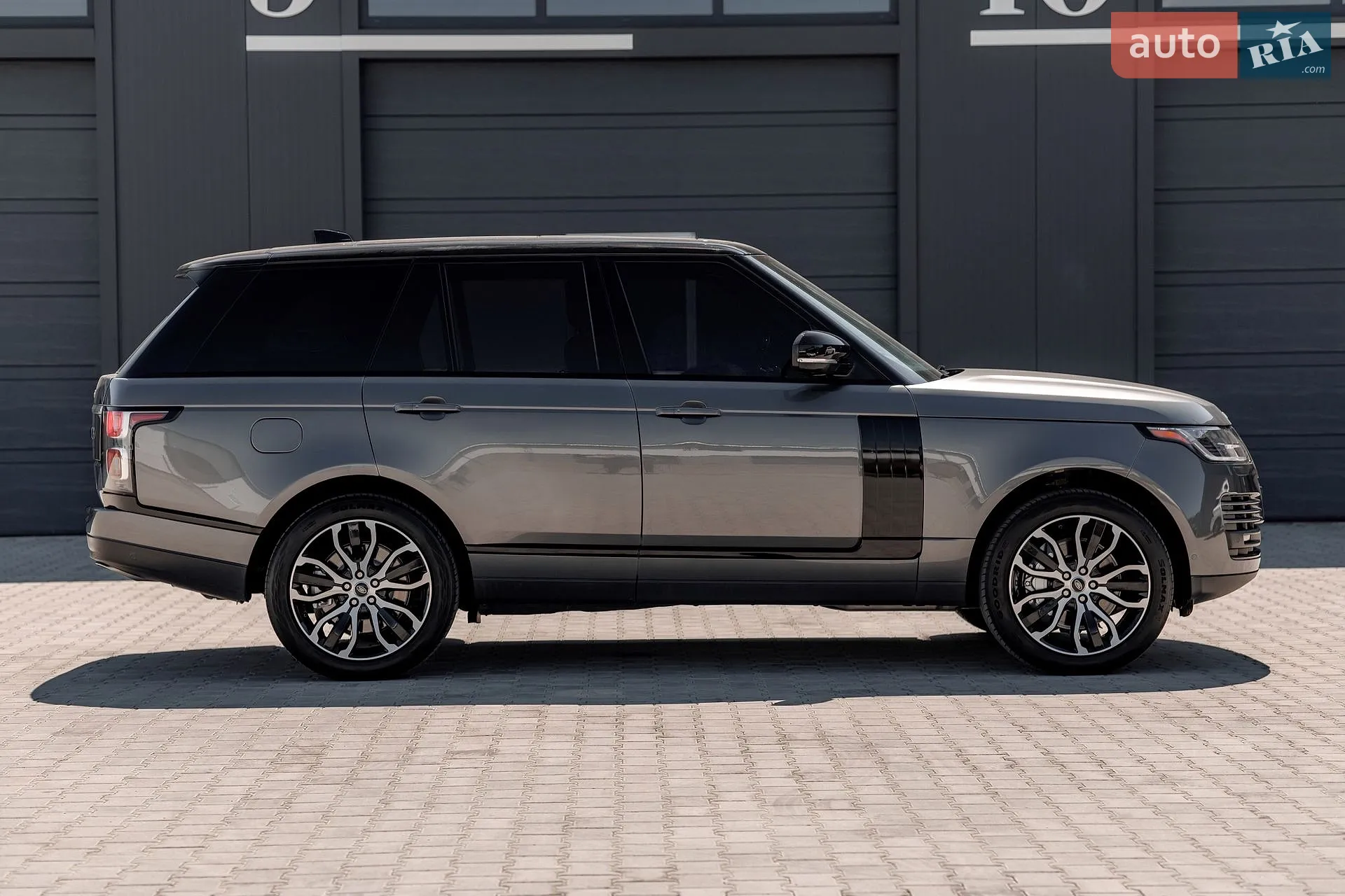 2018 Land Rover Range Rover - мініатюра 3