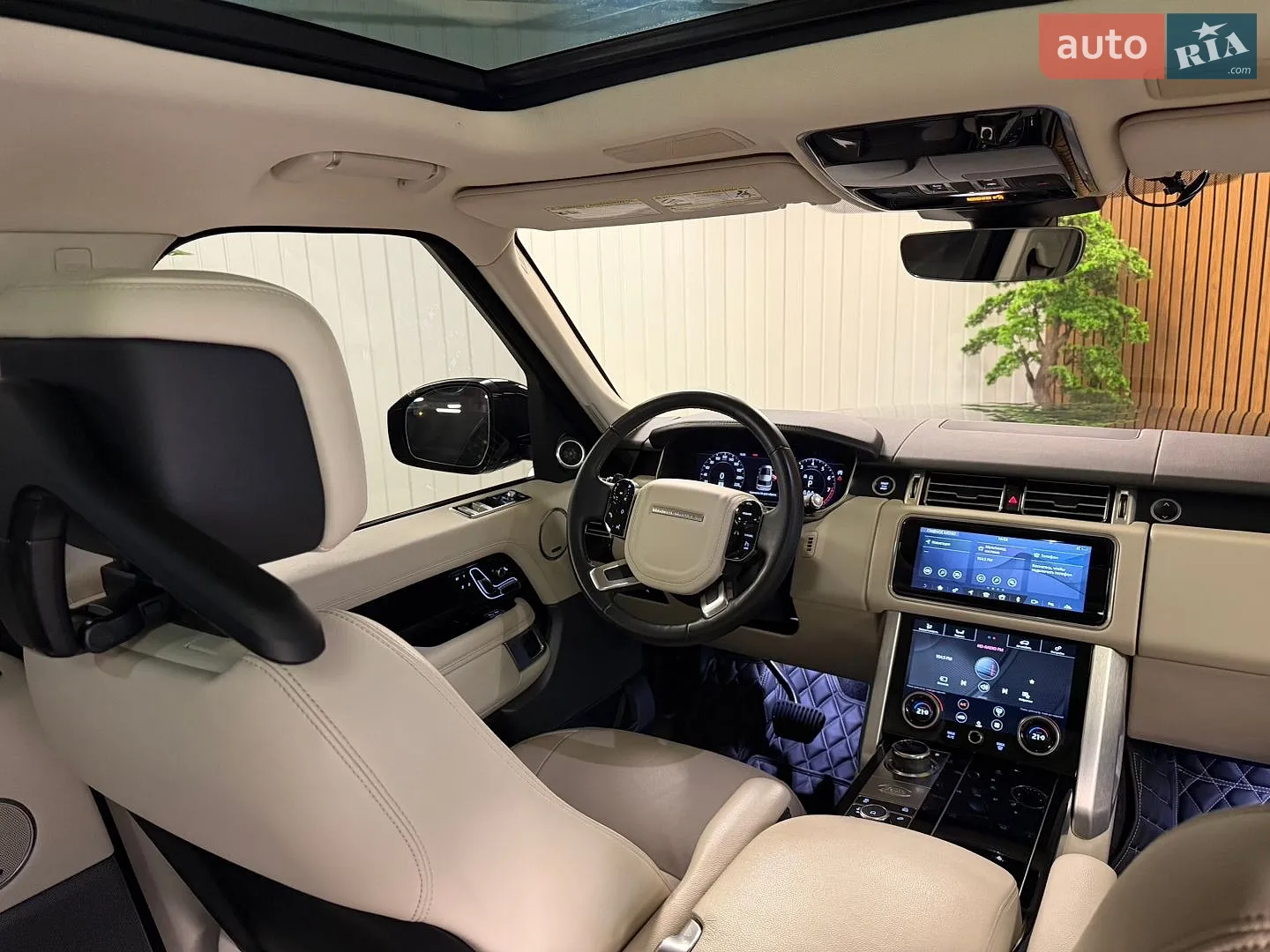 2020 Land Rover Range Rover - мініатюра 30
