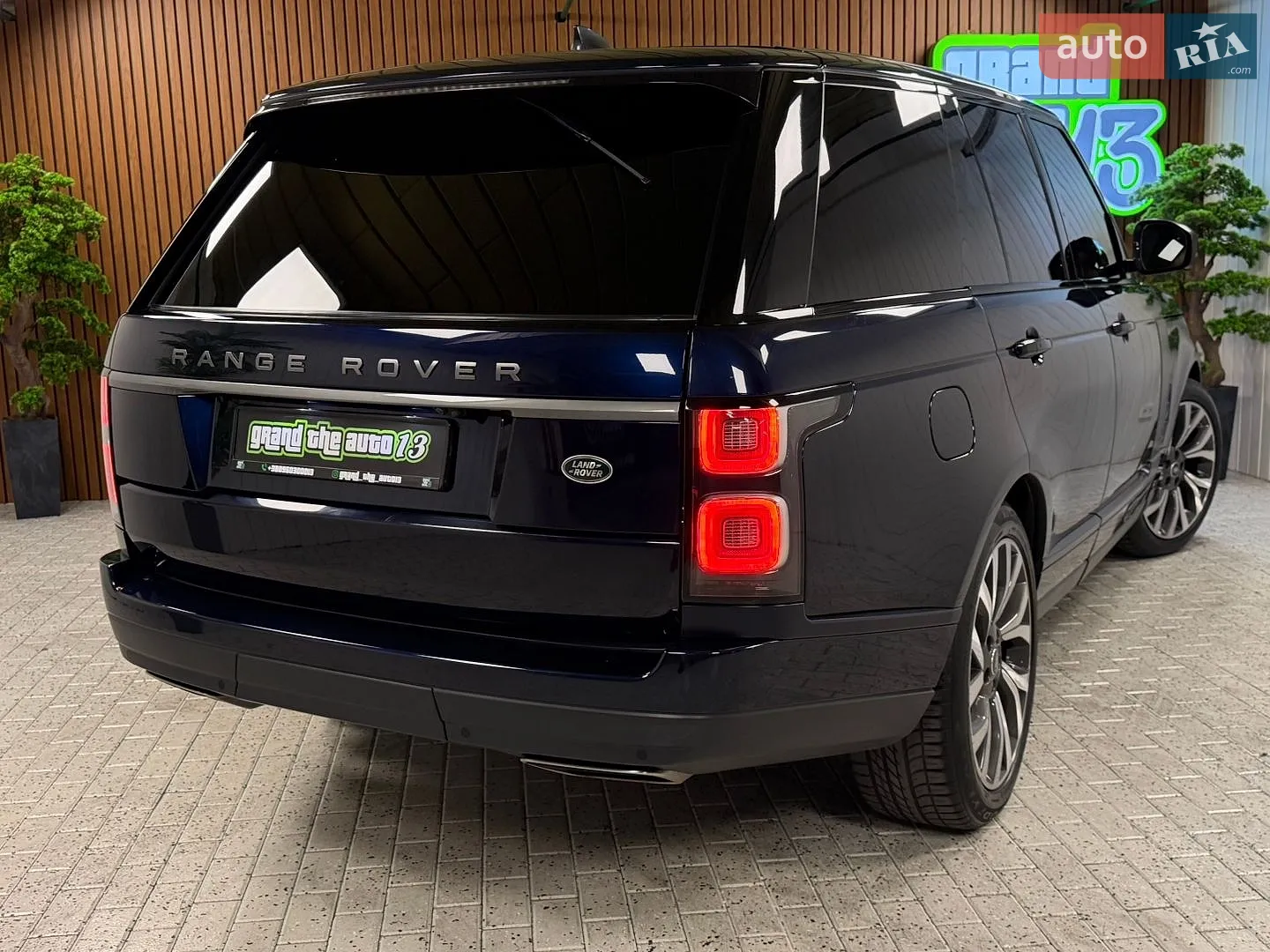 2020 Land Rover Range Rover - мініатюра 51