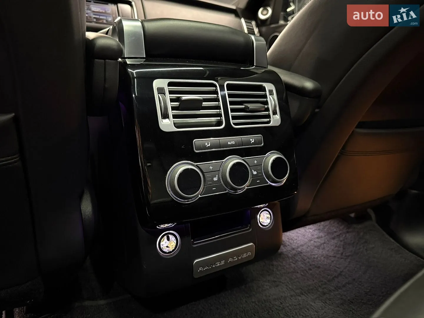 2016 Land Rover Range Rover - мініатюра 10