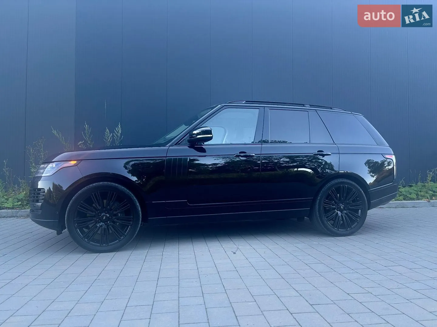 2018 Land Rover Range Rover - мініатюра 25