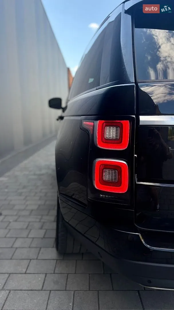 2018 Land Rover Range Rover - мініатюра 32