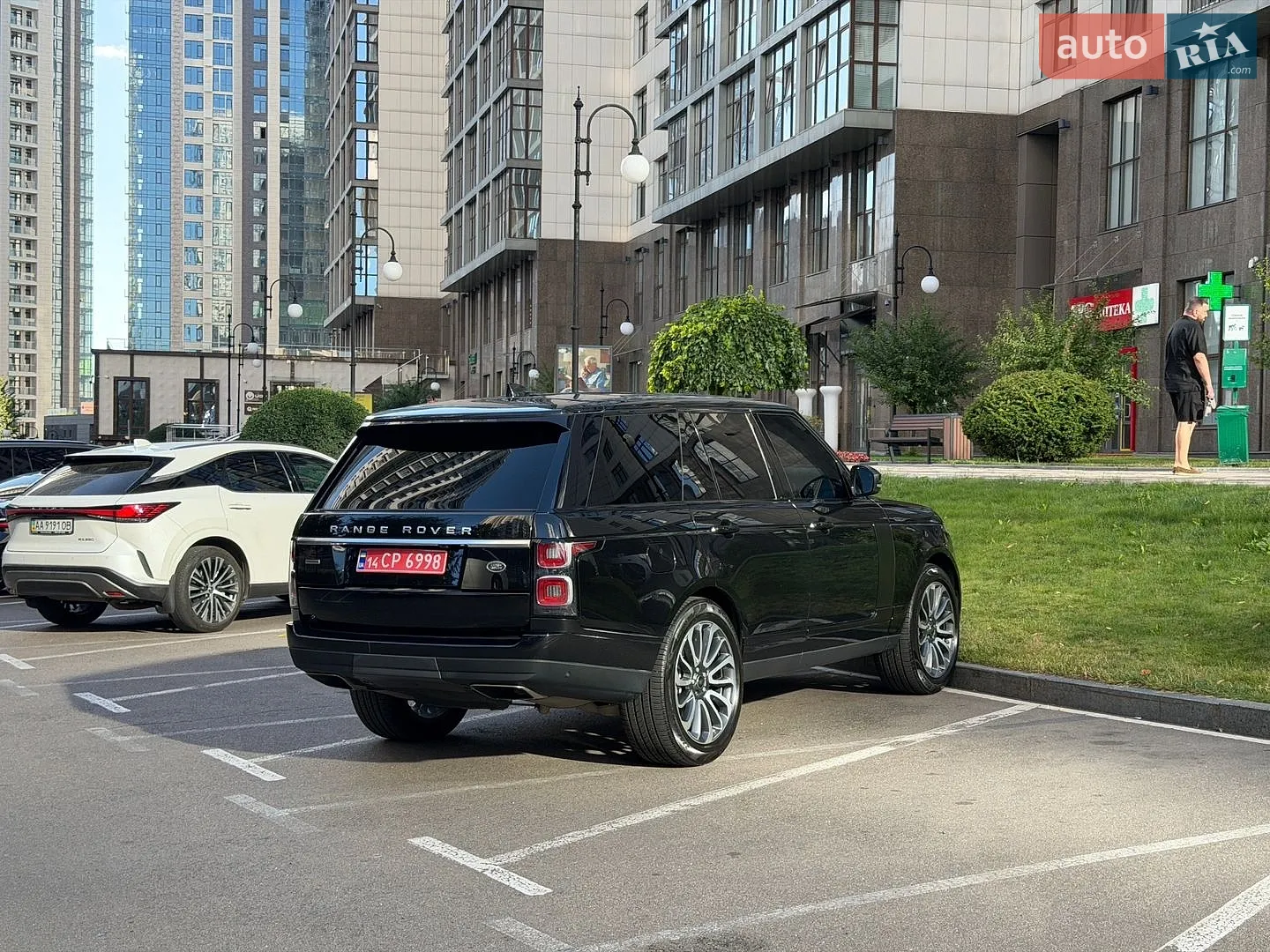 2019 Land Rover Range Rover - мініатюра 32