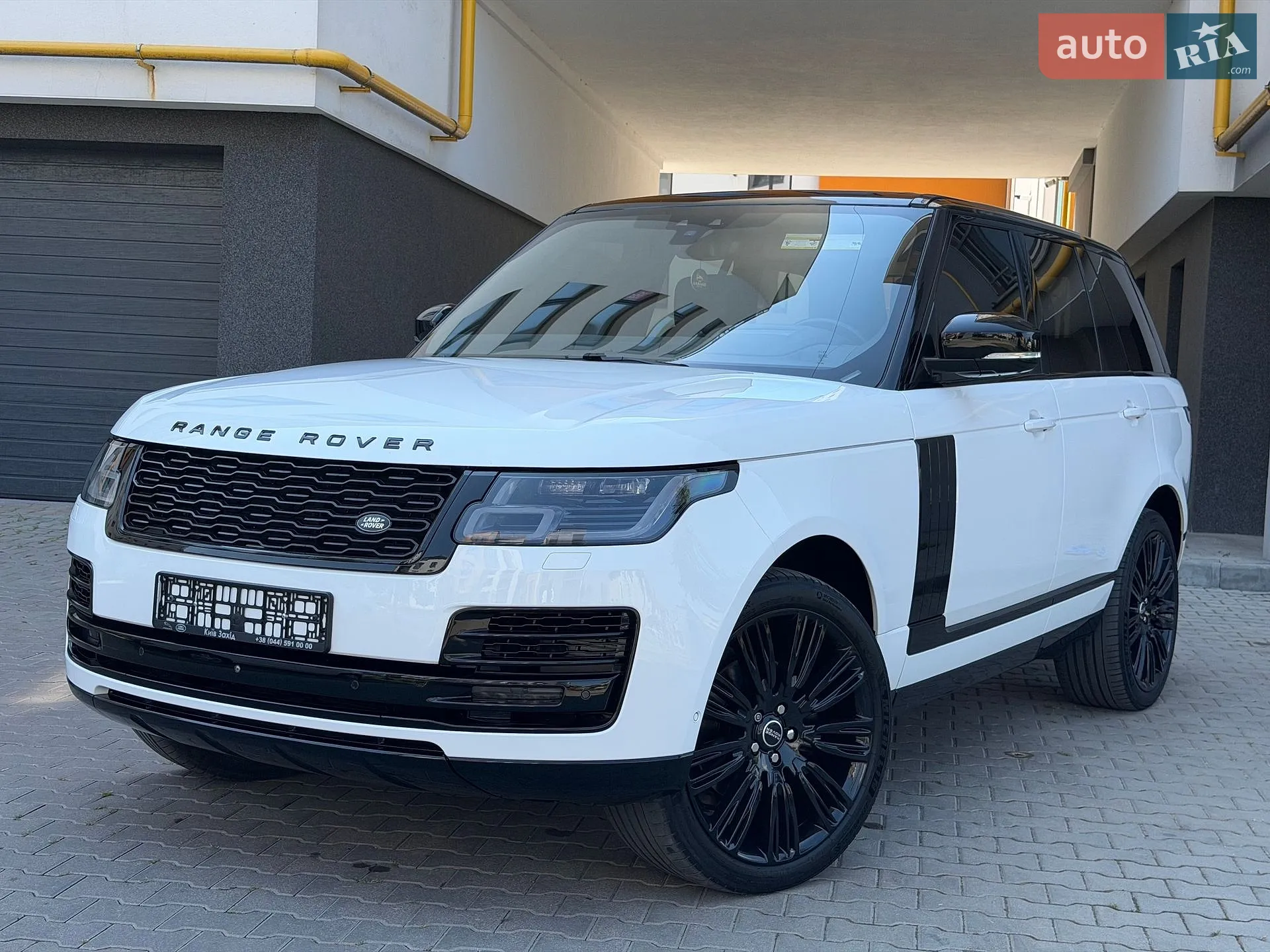 2017 Land Rover Range Rover - мініатюра 3
